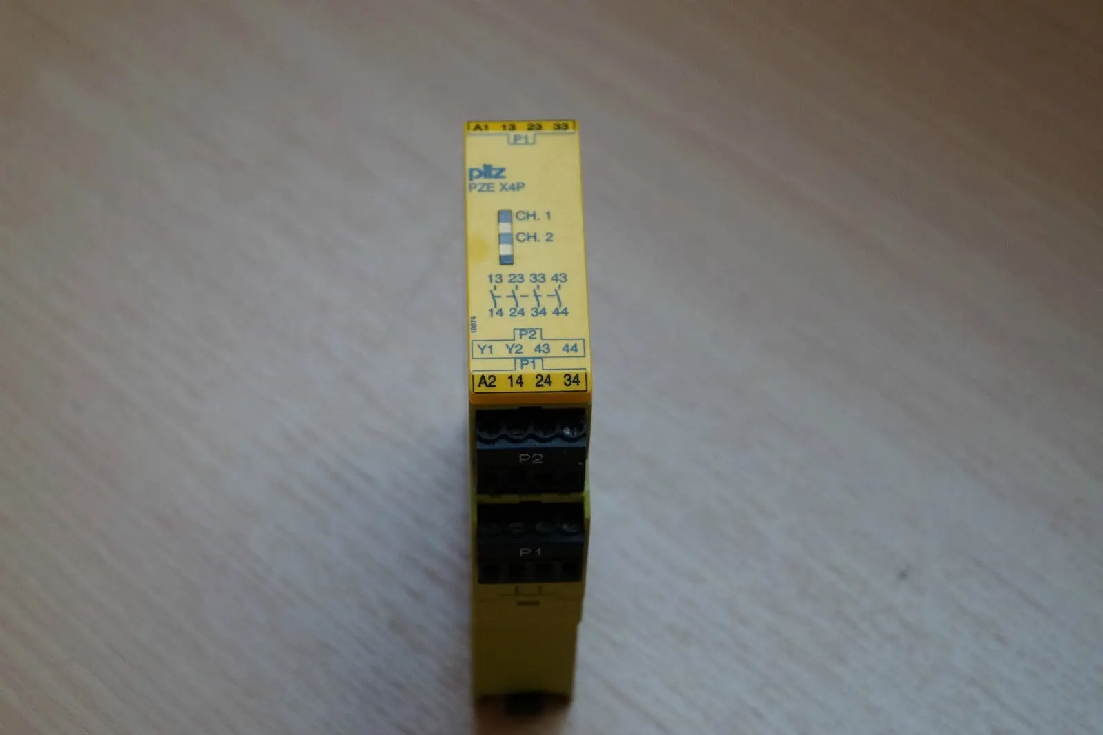 Produktfoto 1 von Pilz PZE X4VP /24VDC 4n/o  ID:777585 gebraucht