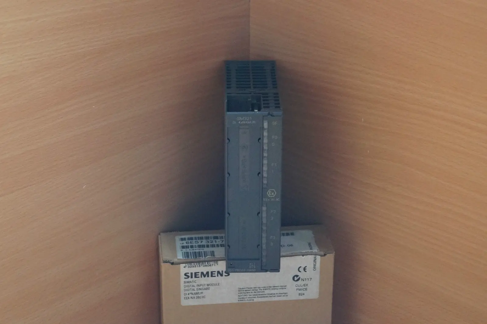 Produktfoto 1 von Siemens S7 6ES7 321-7RD00-0AB0  // 6ES7321-7RD00-0AB0