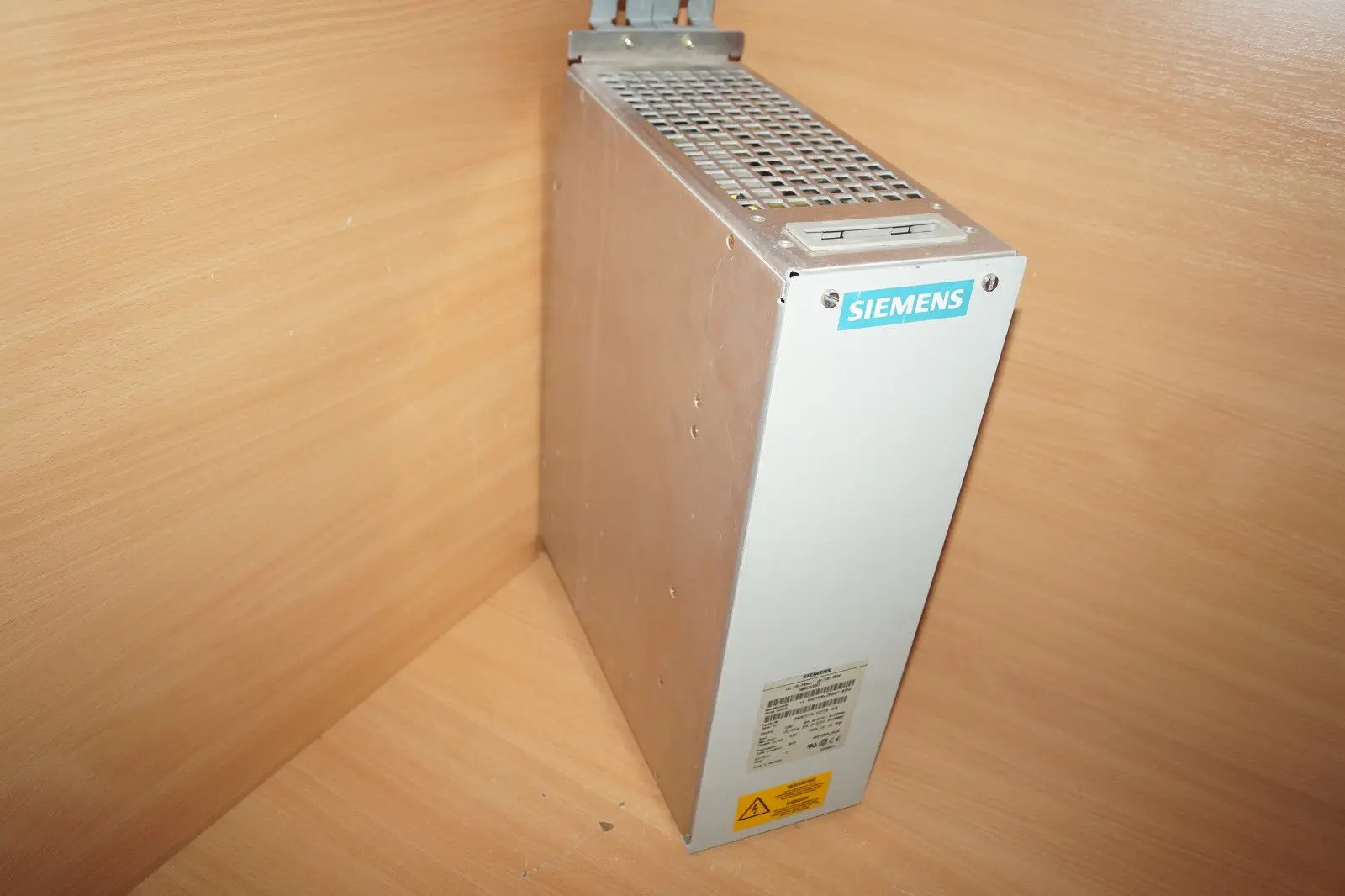 Produktfoto 1 von SIEMENS 1P  6SE7016-2FB87-1FD0 SIMOVERT