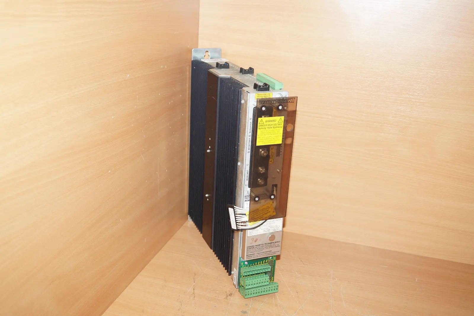 Produktfoto 1 von Indramat Servo Controller Typ TDM7.1-015-300-W1 , Achsverstärker TDM 7.1-015-300