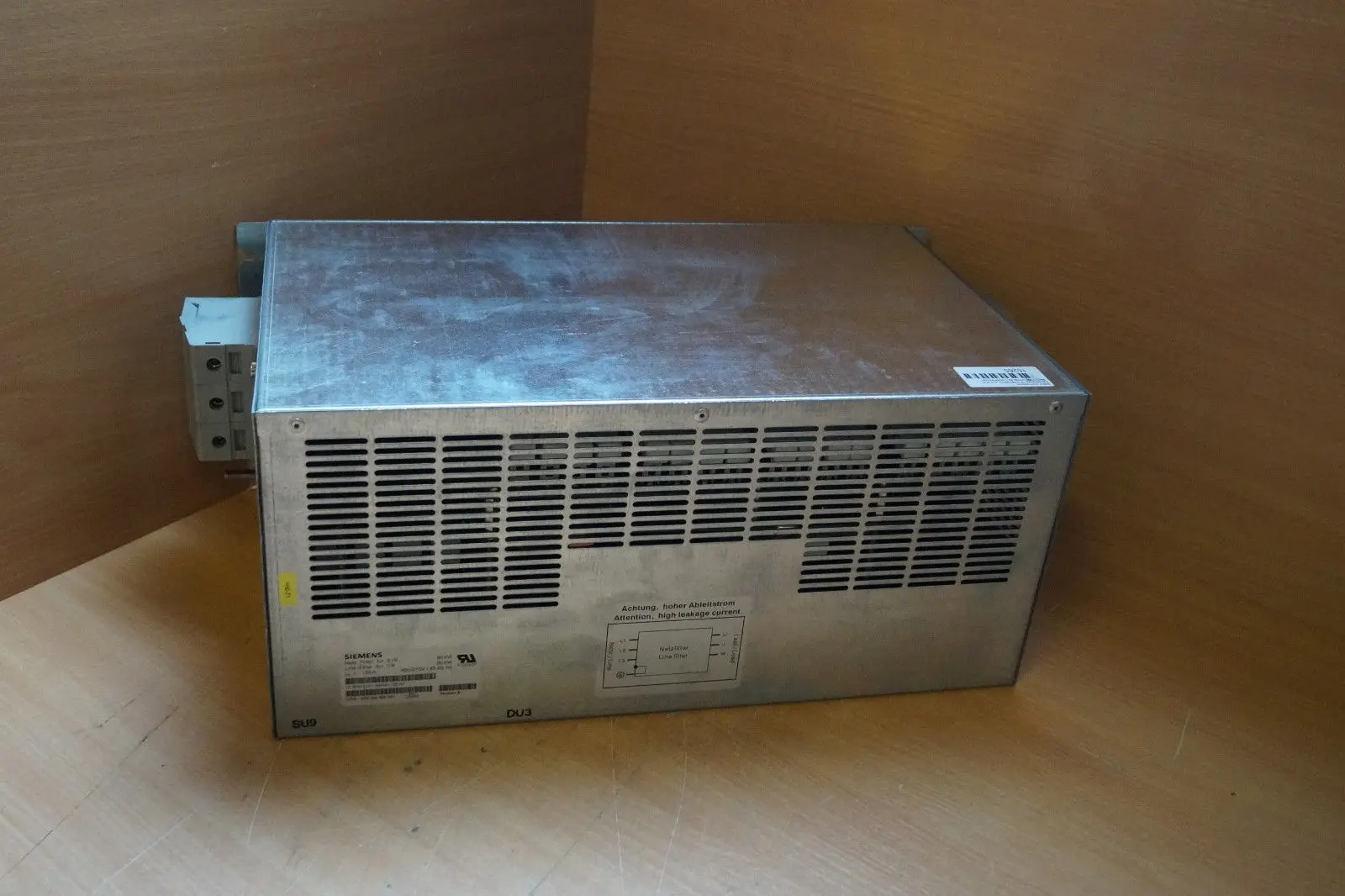 Produktfoto 1 von Siemens 6SN1111-0AA01-2EA0 6SN1111-0AA01-2EA0 Version: E SIMODRIVE 611 Netzfilte
