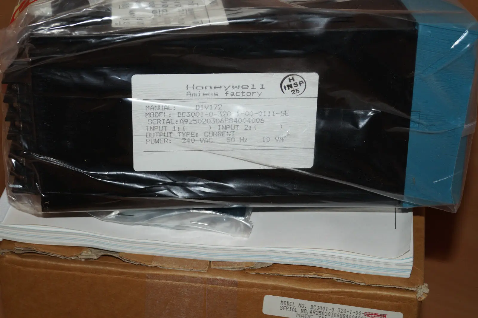 Produktfoto 1 von HONEYWELL DC3001-0-320-1-00-0111- GE UDC 3000 230V-AC TEMPERATURE CONTROLLER