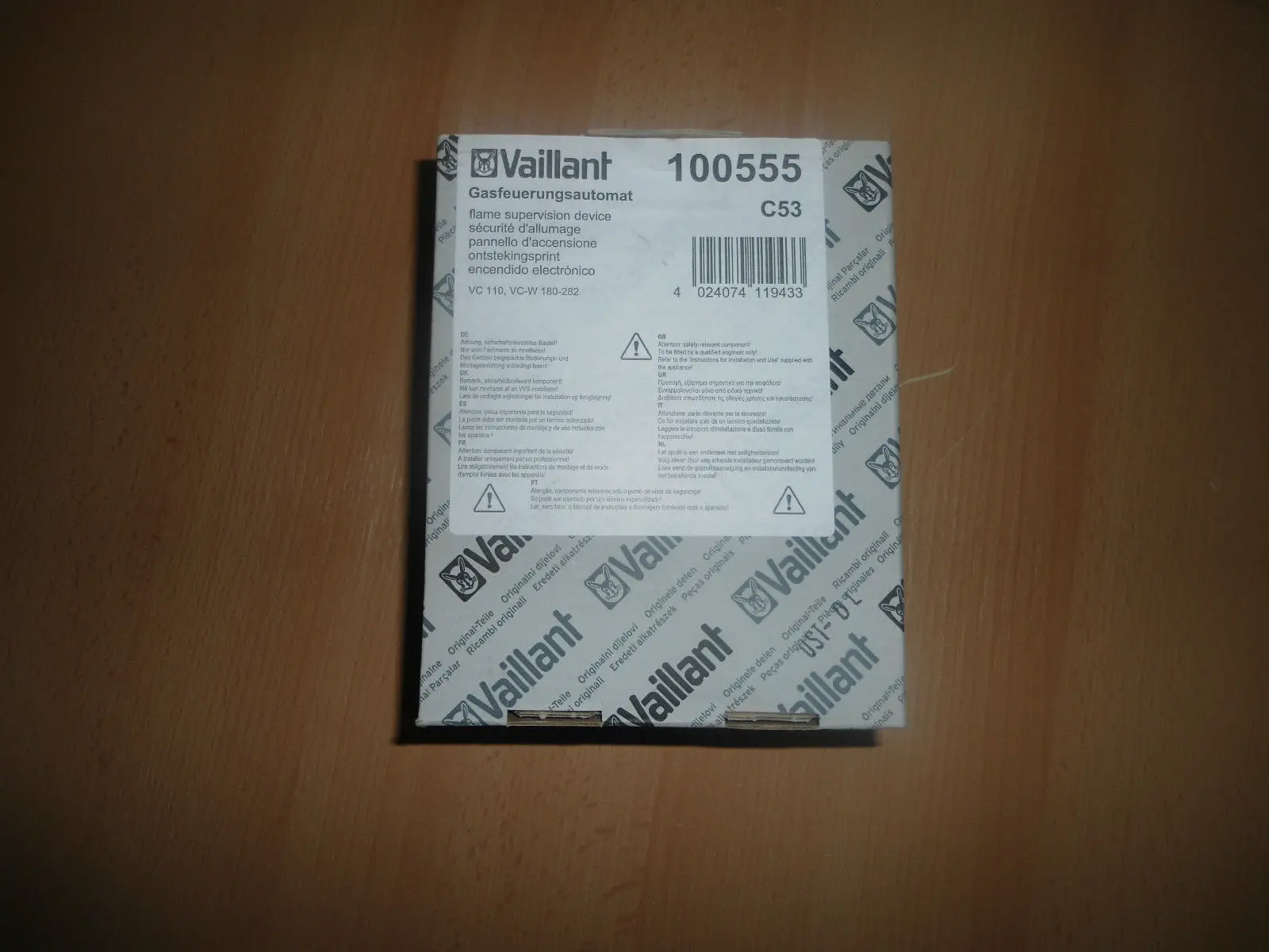 Produktfoto 1 von Vaillant Gasfeuerungsautomat 100555  VC 110  VC/ VCW 180-282   10-0555