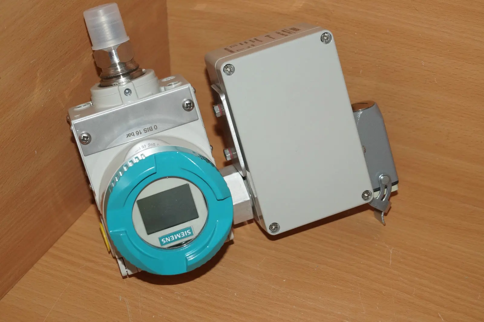 Produktfoto 1 von Siemens 7MF4 033-1DA00-1AB7-Z Sitrans P Drucktransmitter 7MF4033-1DA00-1AB7-Z