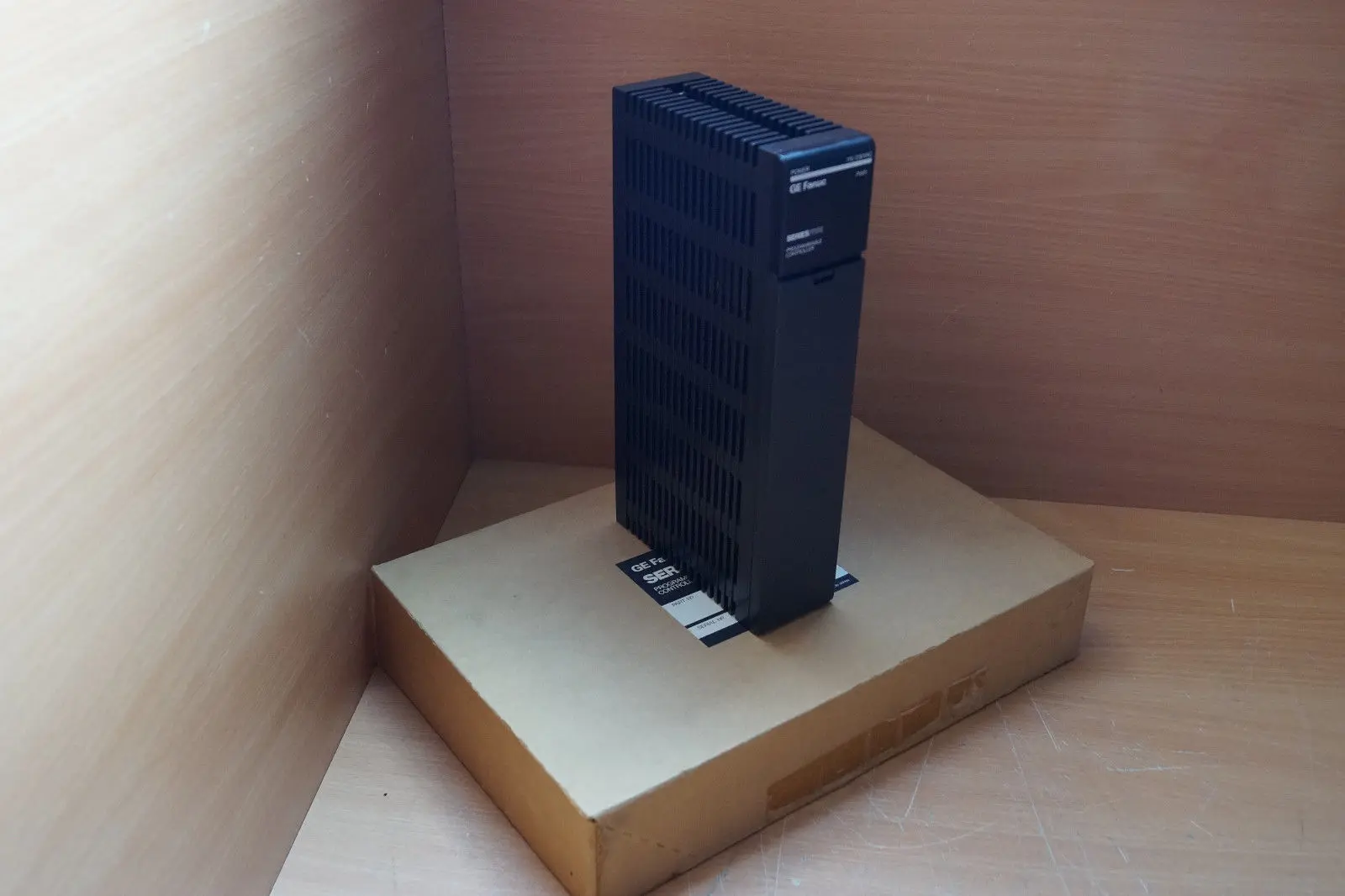 Produktfoto 1 von GE Fanuc IC655PWR500A Power Supply 6A Series Five