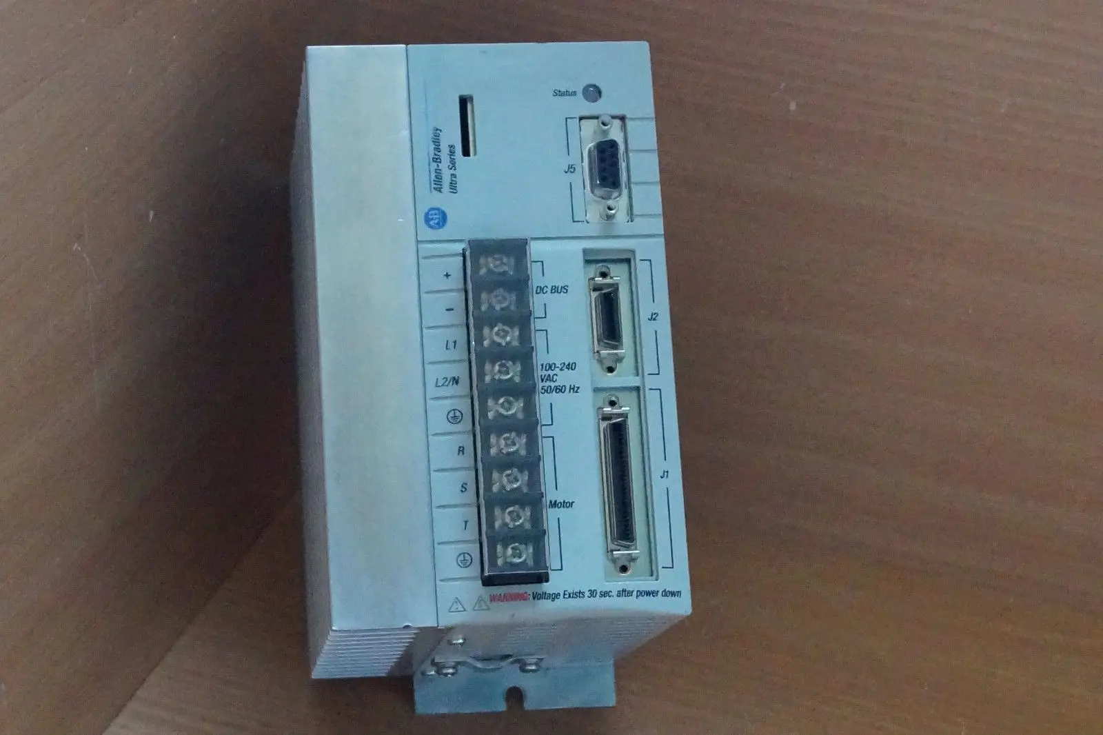 Produktfoto 1 von Allen-Bradley 1398-DDM-009 Servo Umrichter