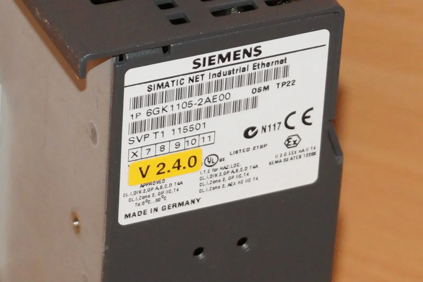 Produktfoto 1 von SIEMENS SIMATIC NET 6GK1105-2AE00 // 6GK1 105-2AAE0 E-Stand: 06