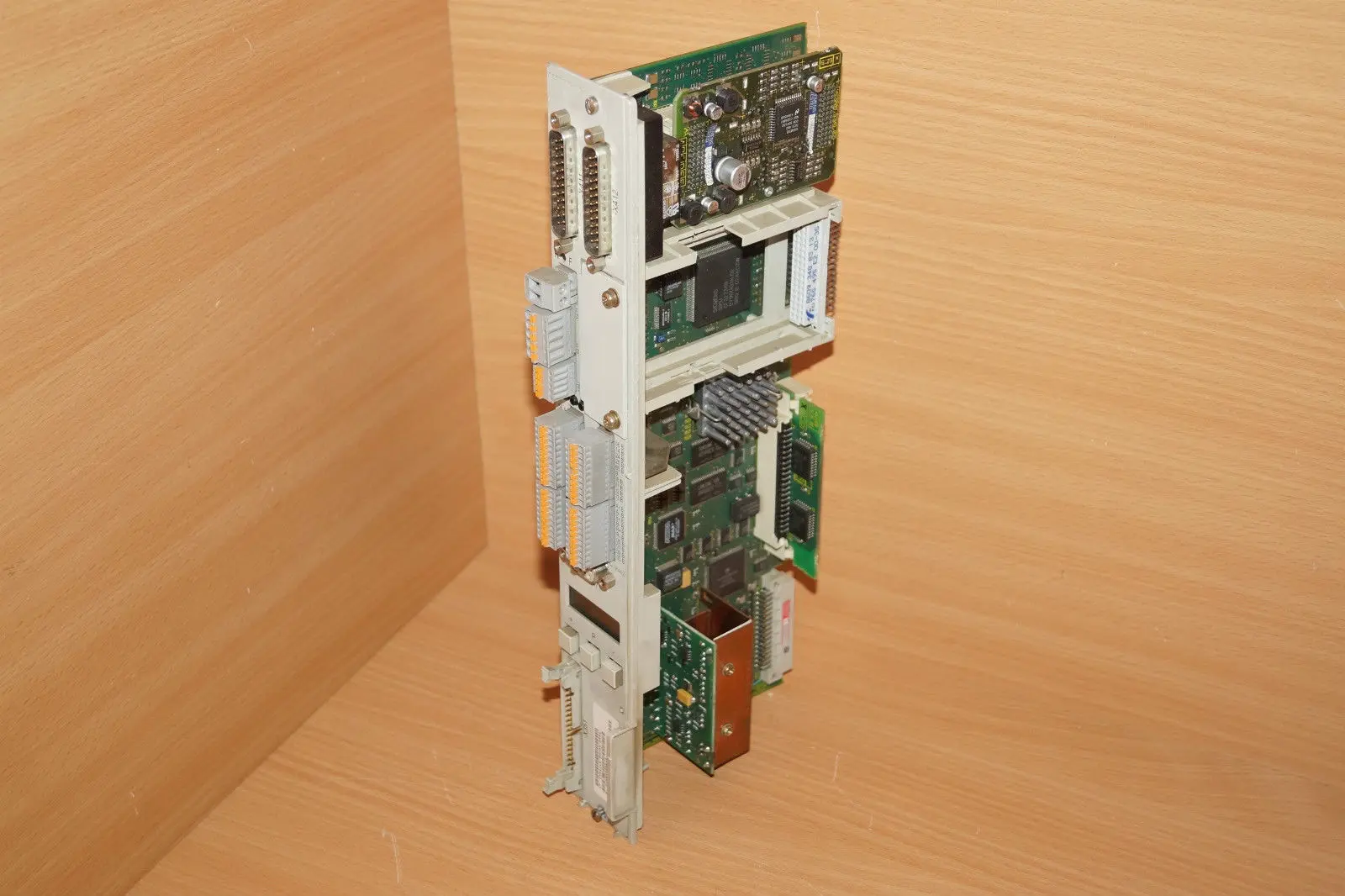 Produktfoto 1 von Siemens  6SN1118-0NH00-0AA0  // 6SN1 118-0NH00-0AA0