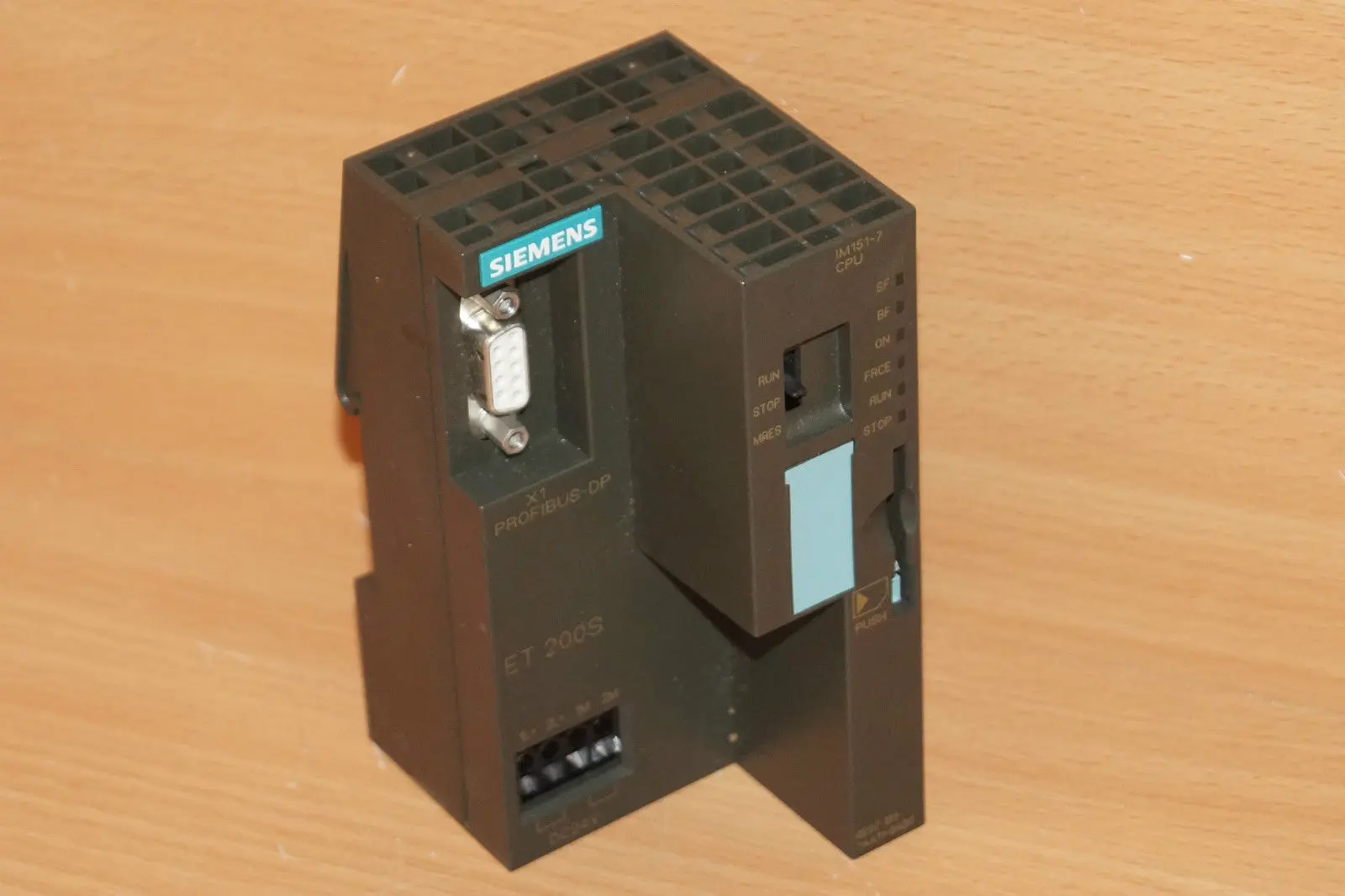 Produktfoto 1 von SIEMENS  6ES7151-7AA11-0AB0 //  6ES7 151-7AA11-0AB0