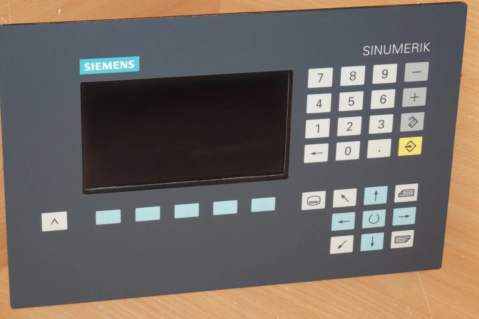 Produktfoto 1 von Siemens 6FC5203-0AB00-0AA0 840D  OP 030 SW-Stand:4.2 Ver. F 6FC5 203-0AB00-0AA0