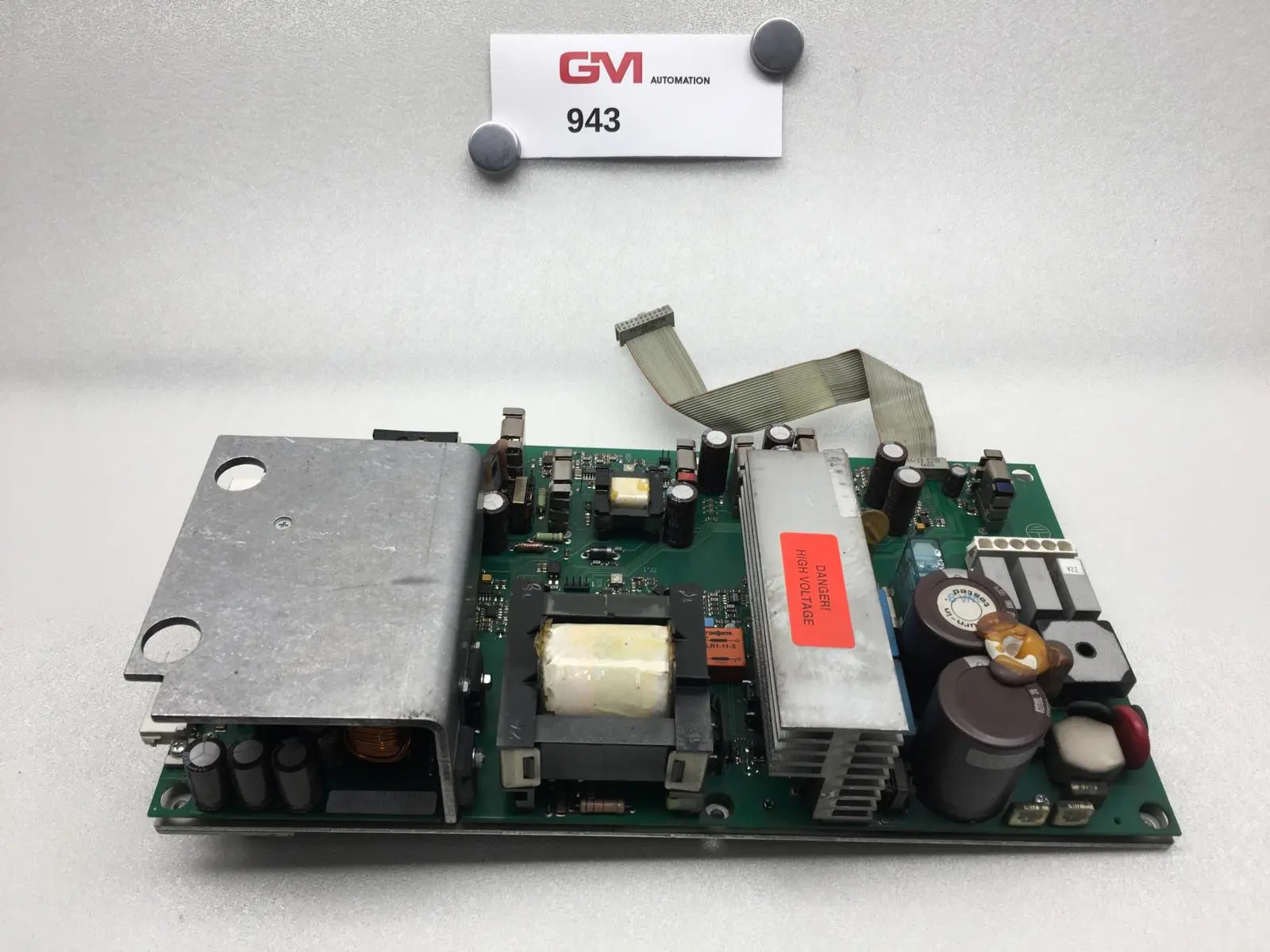 Produktfoto 1 von KUKA Servo Control PM6-850 15.8840.100 Controller Ser.No 00EO819278 158840100