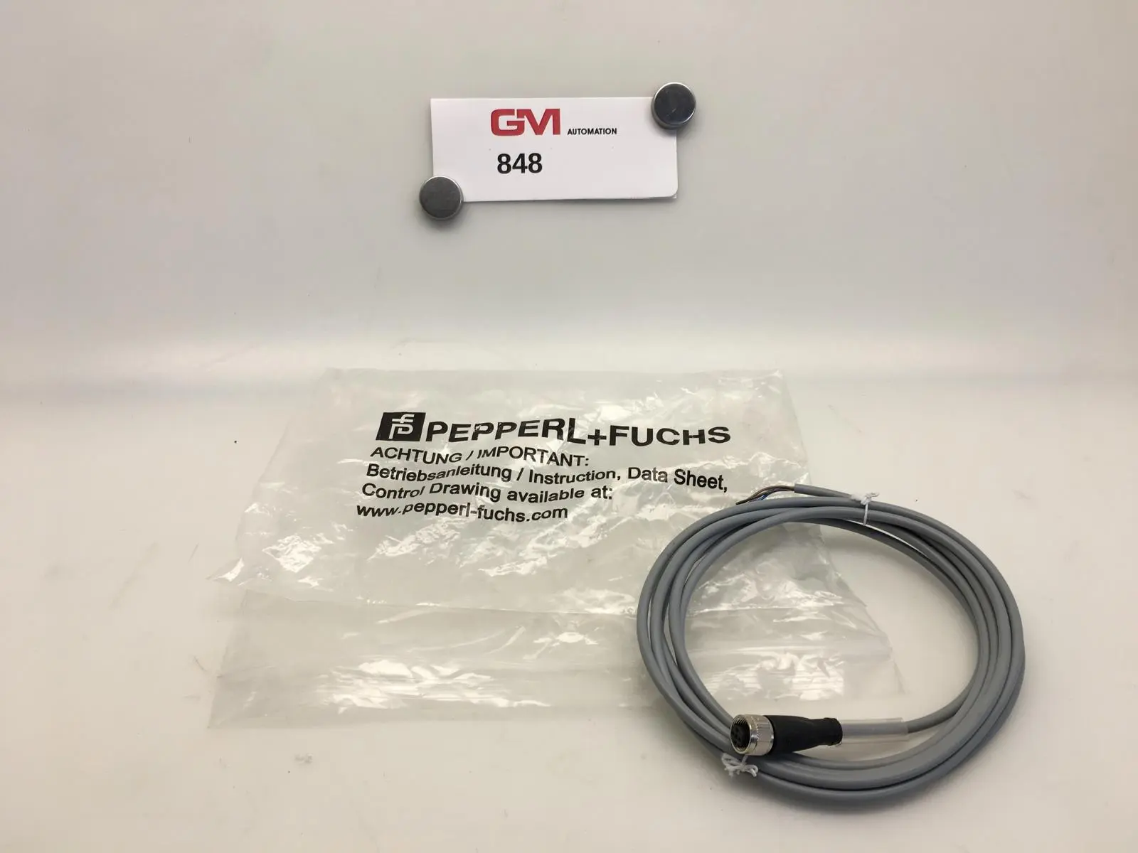 Produktfoto 1 von Pepperl + Fuchs Kabeldose 188005 Typ V1-G-3M-PVC Kabel 3m Adern 4x 0,34 mm