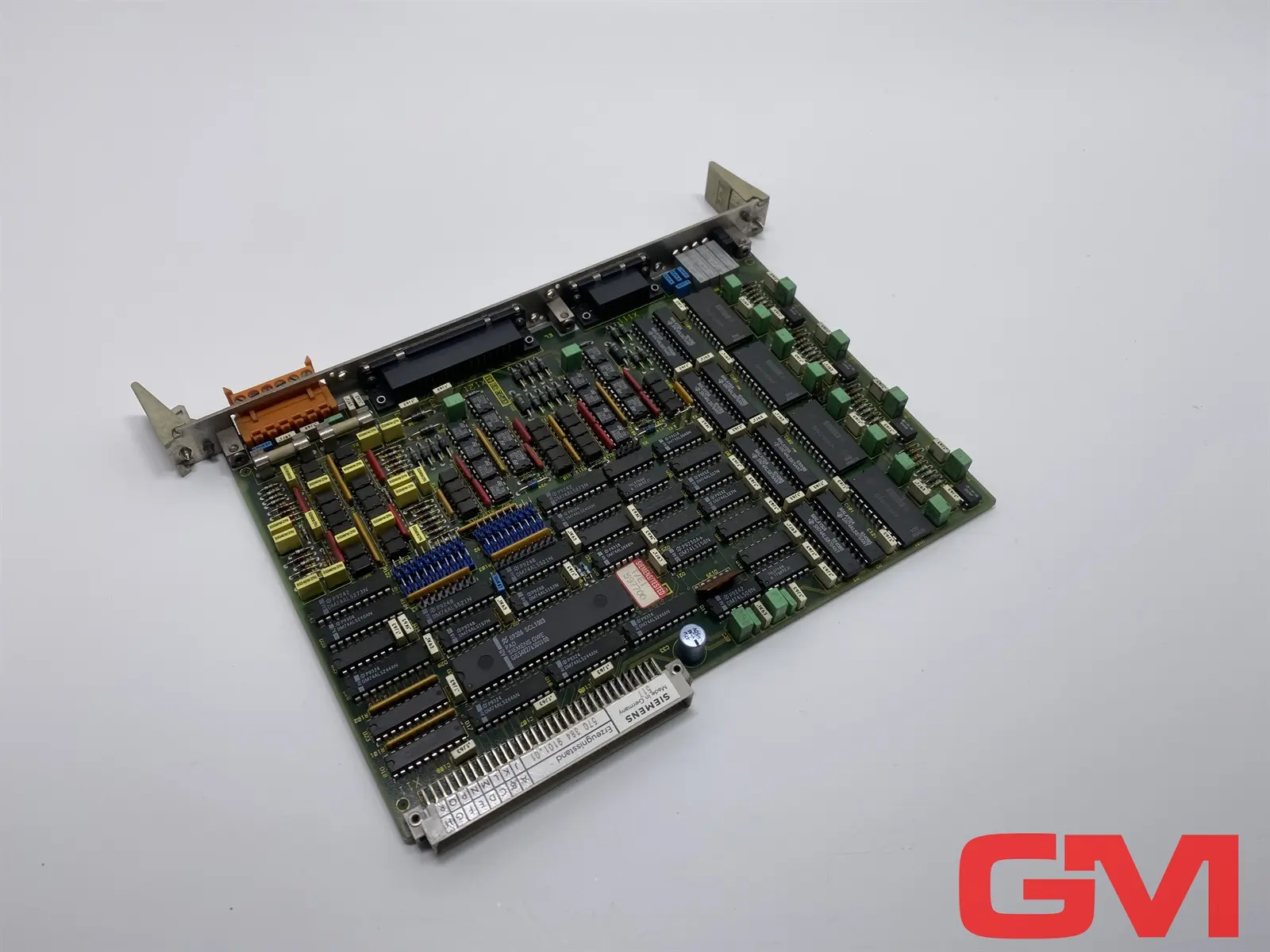 Produktfoto 1 von Siemens Peripheriebaugruppe 6FC5111-0CB02-0AA0 I/O module mix SINUMERIKE-Stand A