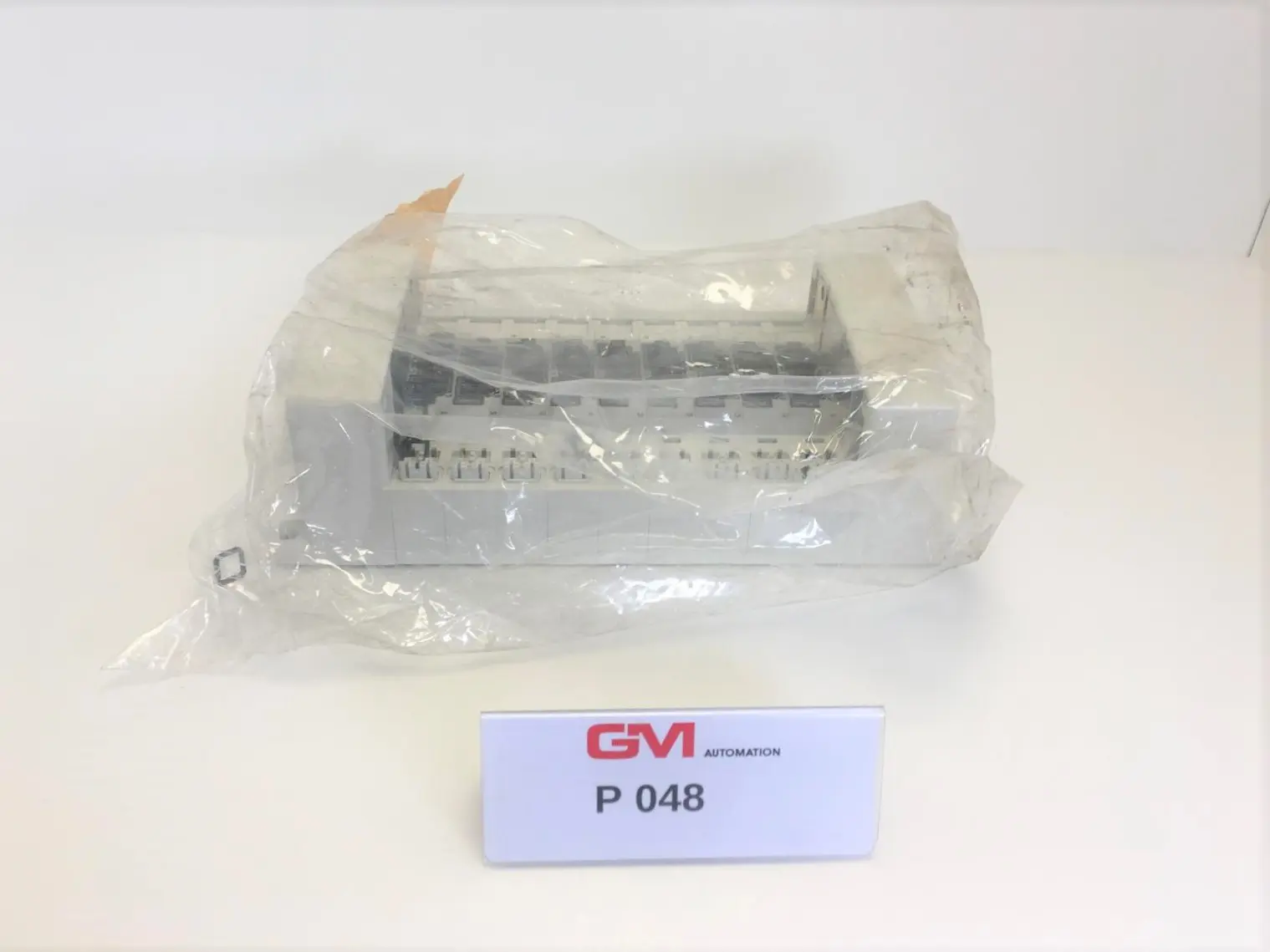 Produktfoto 1 von SMC Pneumatikventilblock VQC4-LGN003 Ventilinsel Valve Block 9 slots pneumatic