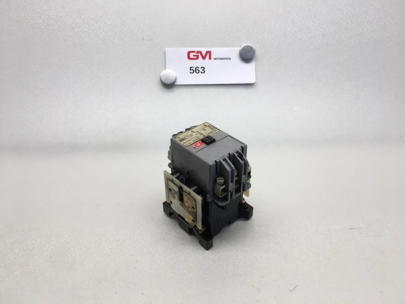 Produktfoto 1 von BBC Brown Boveri Leistungsschütz  SLA32 auxiliary power contactor 220V 50Hz
