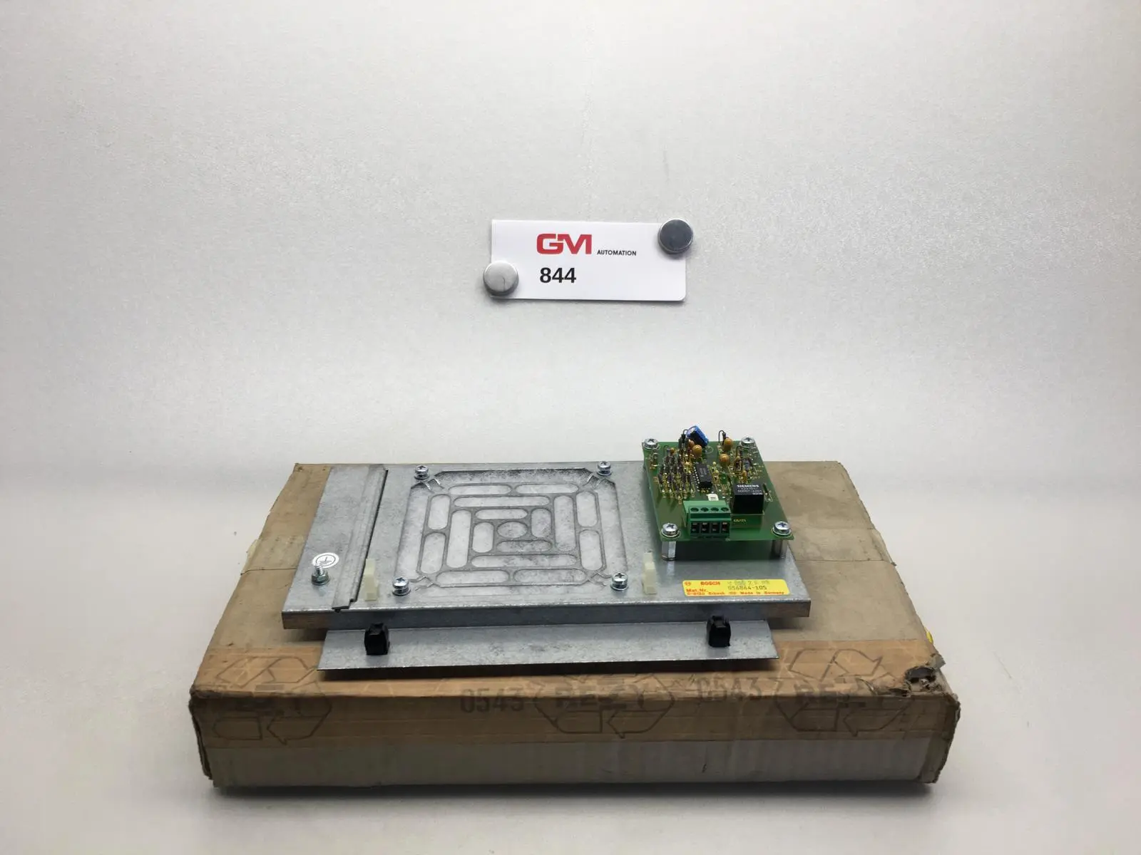 Produktfoto 1 von Bosch Lüftereinschub 056864-105 Gerätelüfter Einschub fan tray 052739-1037