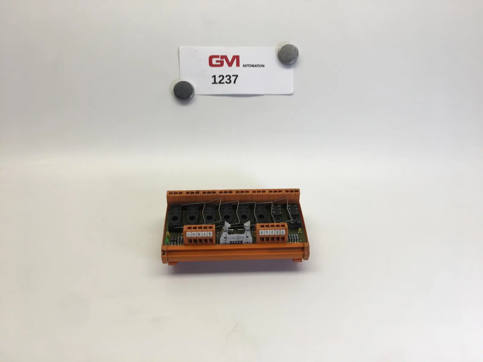 Produktfoto 1 von Weidmüller Relaiskoppler RSM 8RS 24VDC GEM Relaismodul Relay module Platine