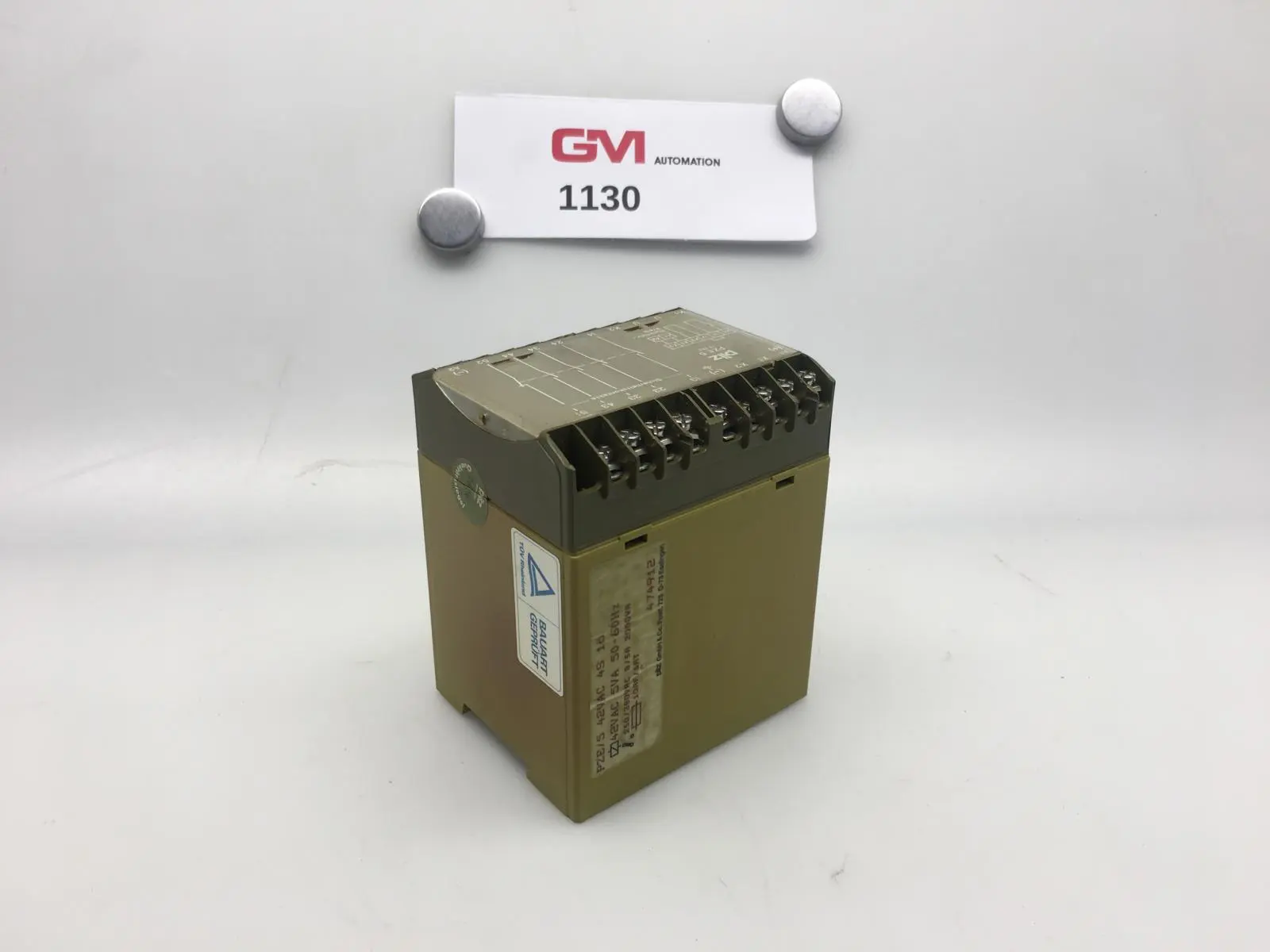 Produktfoto 1 von Pilz Sicherheitsrelais PZE/5 42VAC 4S 1Ö 474912 safety relay 50-60Hz AC 42V 5VA