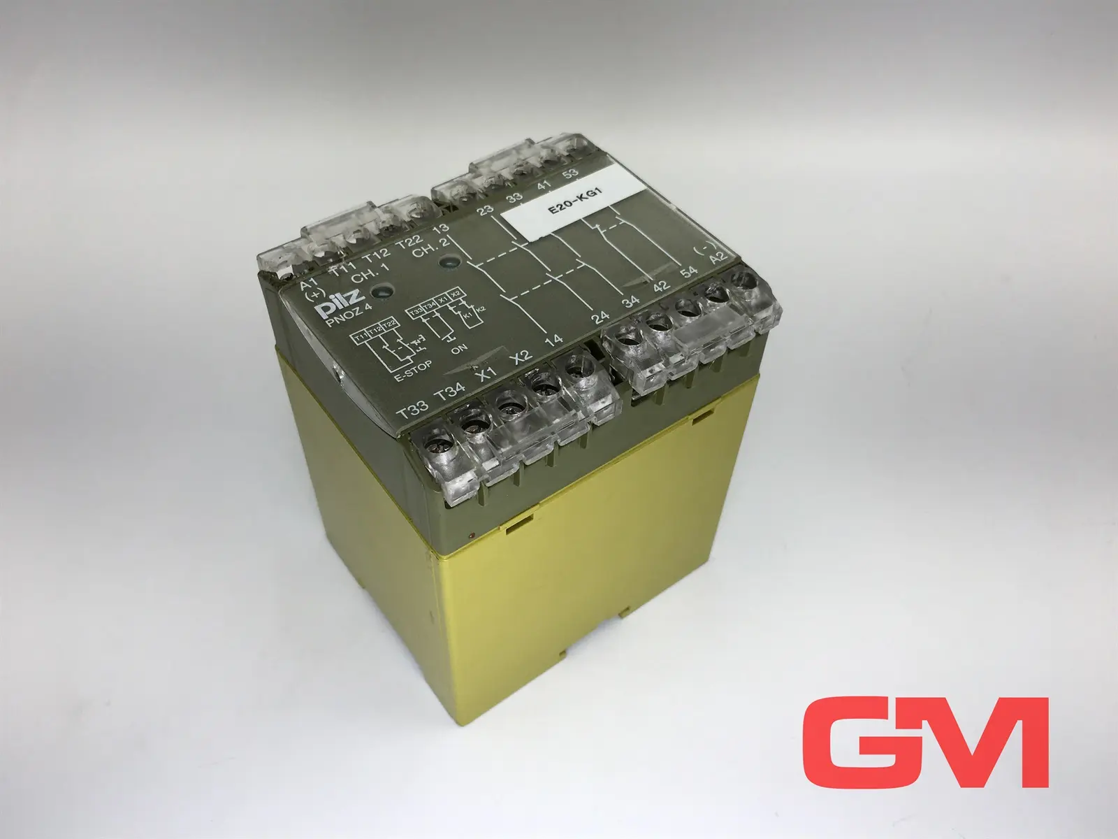 Produktfoto 1 von Pilz Sicherheitsrelais PNOZ 4 24VDC 3S 1S1Ö safety relay 474995  Relais
