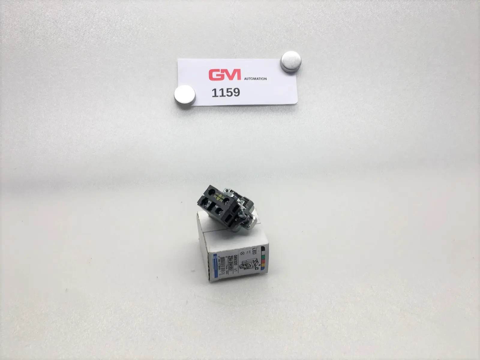 Produktfoto 1 von Telemecanique Schneider Hilfsschalterblock ZB4 BW0B51 089320 auxiliary switch