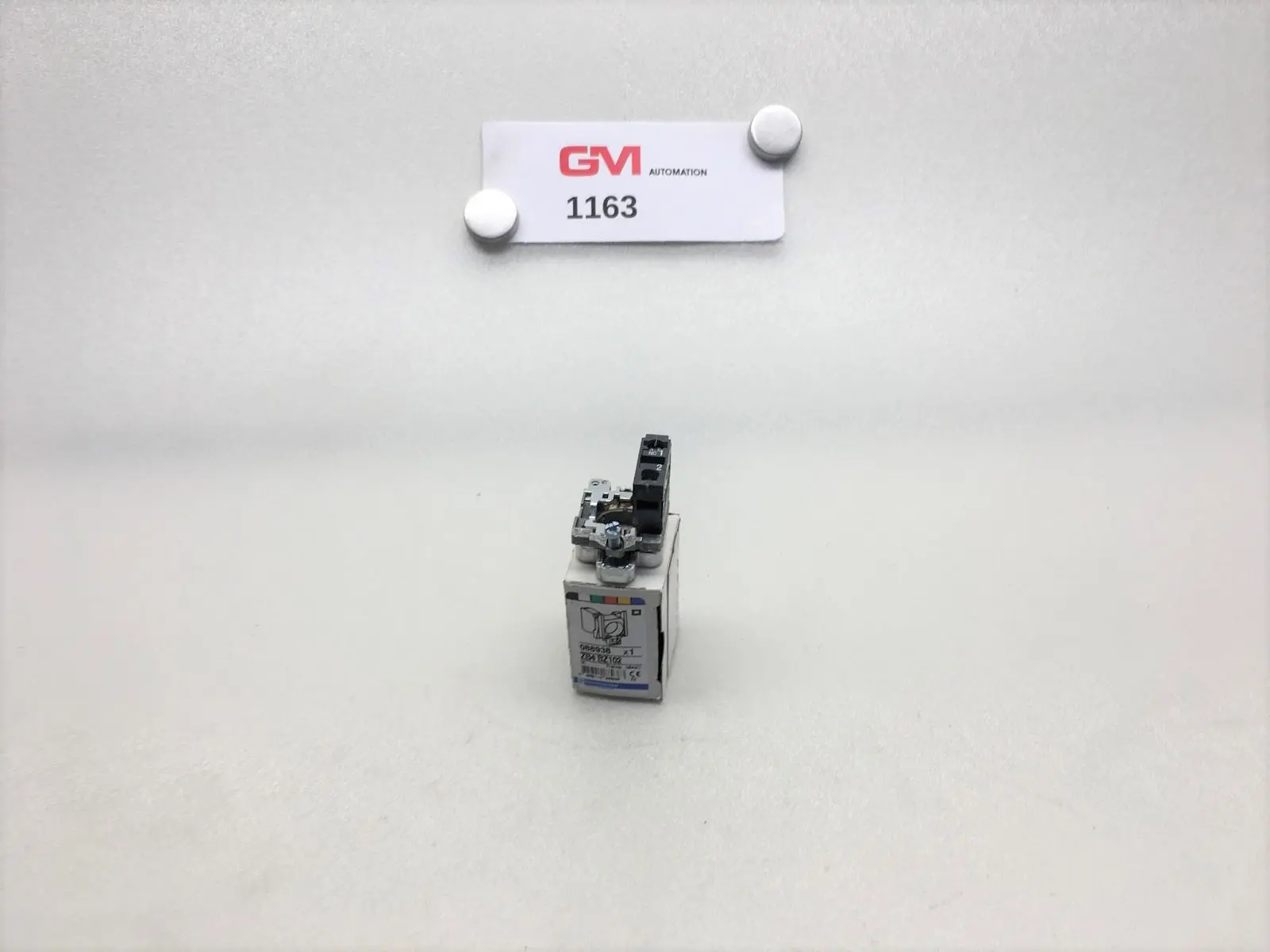 Produktfoto 1 von 2x Telemecanique Schneider Hilfsschalterblock ZB4 BZ102 088938 auxiliary contact