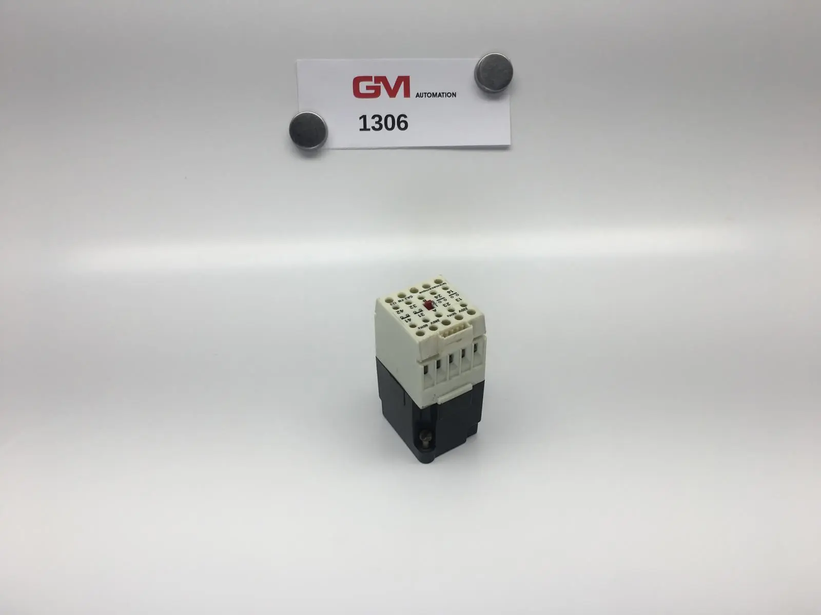 Produktfoto 1 von Telemecanique Hilfsschütz CA2-FN122 Schütz Relay Relais 10A 220V 240V AC