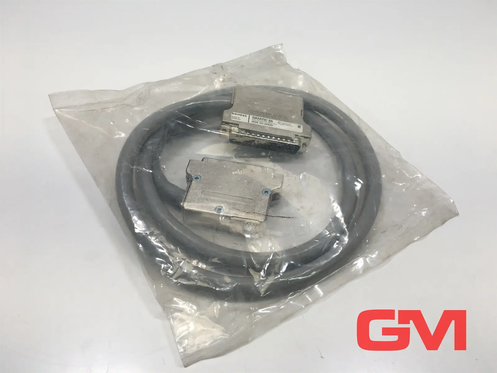 Produktfoto 1 von Siemens Steckleitung 705 6ES5705-0BB20 interconnecting cable für IM 306 1,25 m