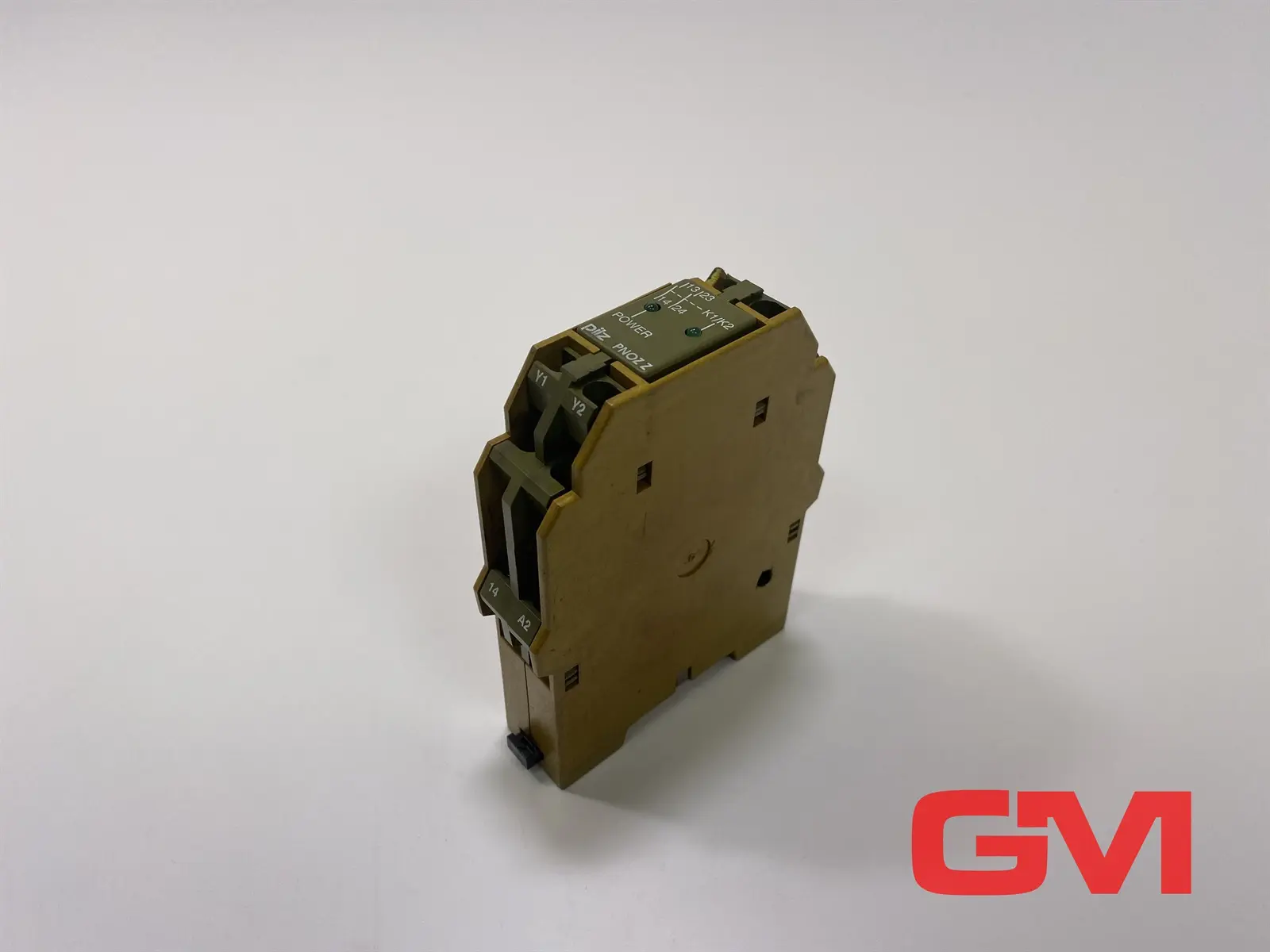 Produktfoto 1 von Pilz Not-Aus-Relais PNOZ Z 2S emergency stop relay 675500 leicht beschädigt