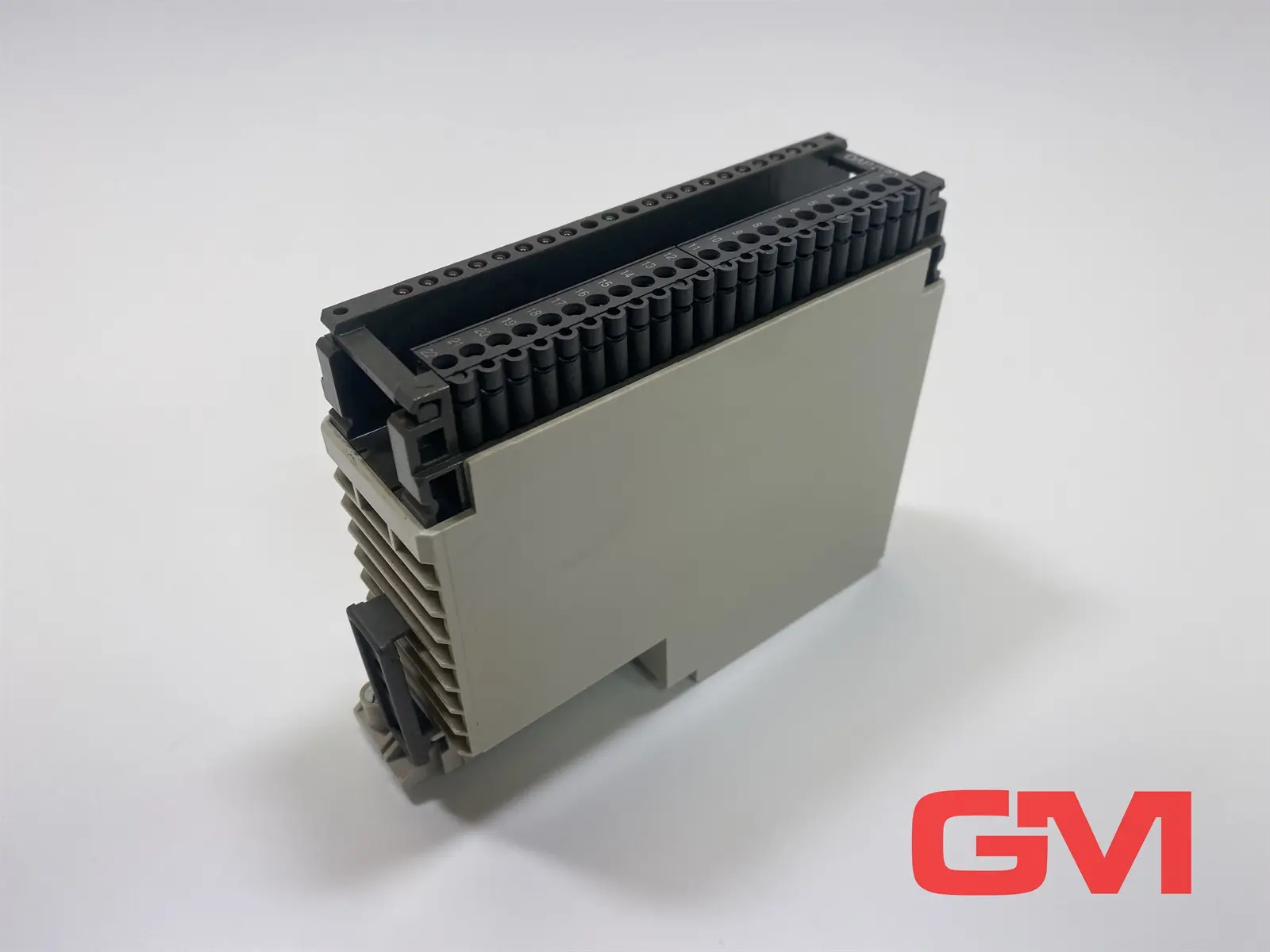 Produktfoto 1 von AEG 8/8dig I/O Modul DAP 220 I/O module 24 VDC/2A 6728-042.272555 Ein-/Ausgabe