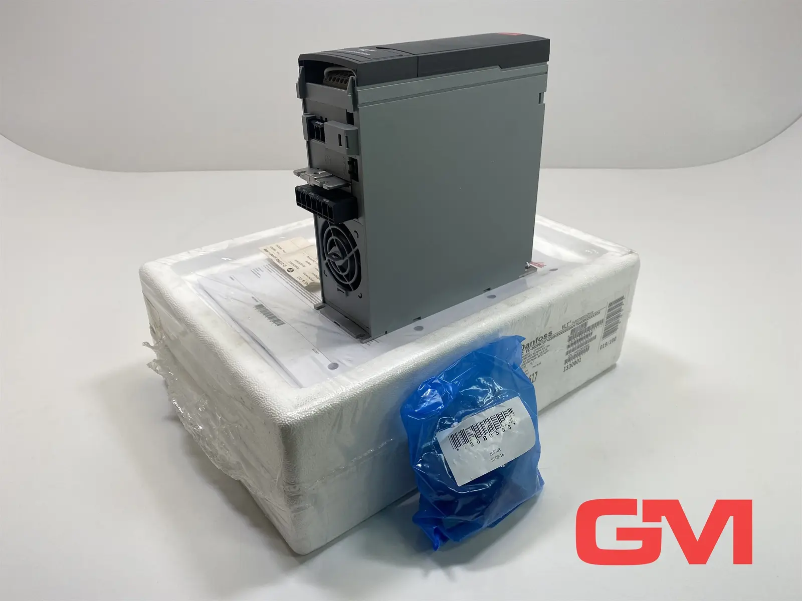 Produktfoto 1 von Danfoss Frequenzumrichter VLT inverter FC-302PK75T4Z20H3XXXXXXS017XAXBXCXXXXDX