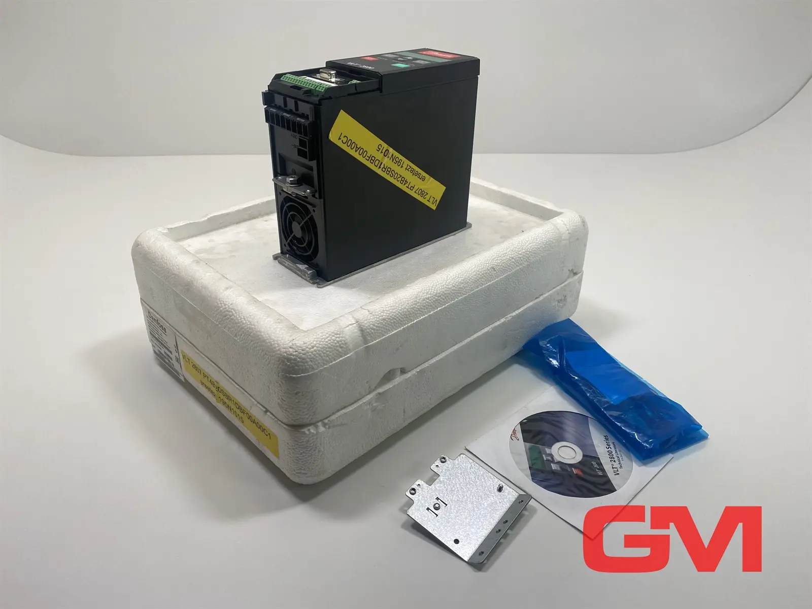 Produktfoto 1 von Danfoss Frequenzumrichter VLT 2800 inverter 131Z8828 VLT2807PT4B20SBR1DBF00A00C1