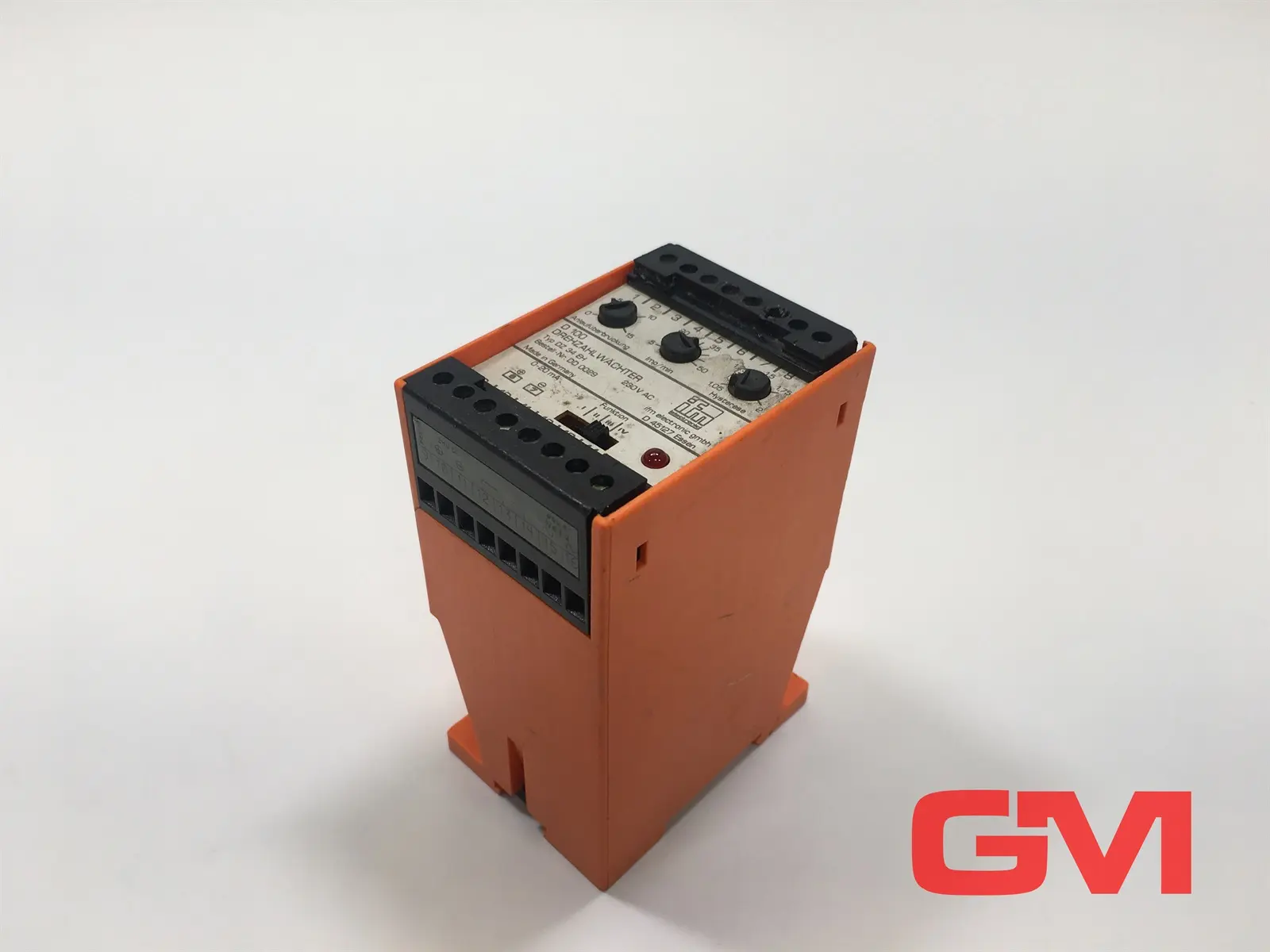 ifm electronic Drehzahlwächter DD0029 evaluation unit D100 Typ DZ 34 EH 230V AC