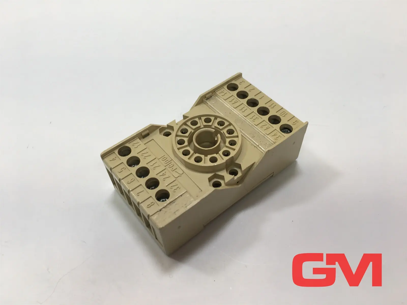 Produktfoto 1 von Relpol Sockel PZ-11 relay socket Schienen mit Schraubklemmen für R15 Relais 250V