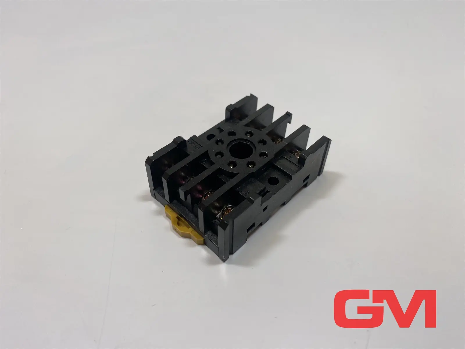 Produktfoto 1 von Omron Relaissockel PF085A relay socket schwarz 10 A 250 V AC für Zeitgeber H3CR