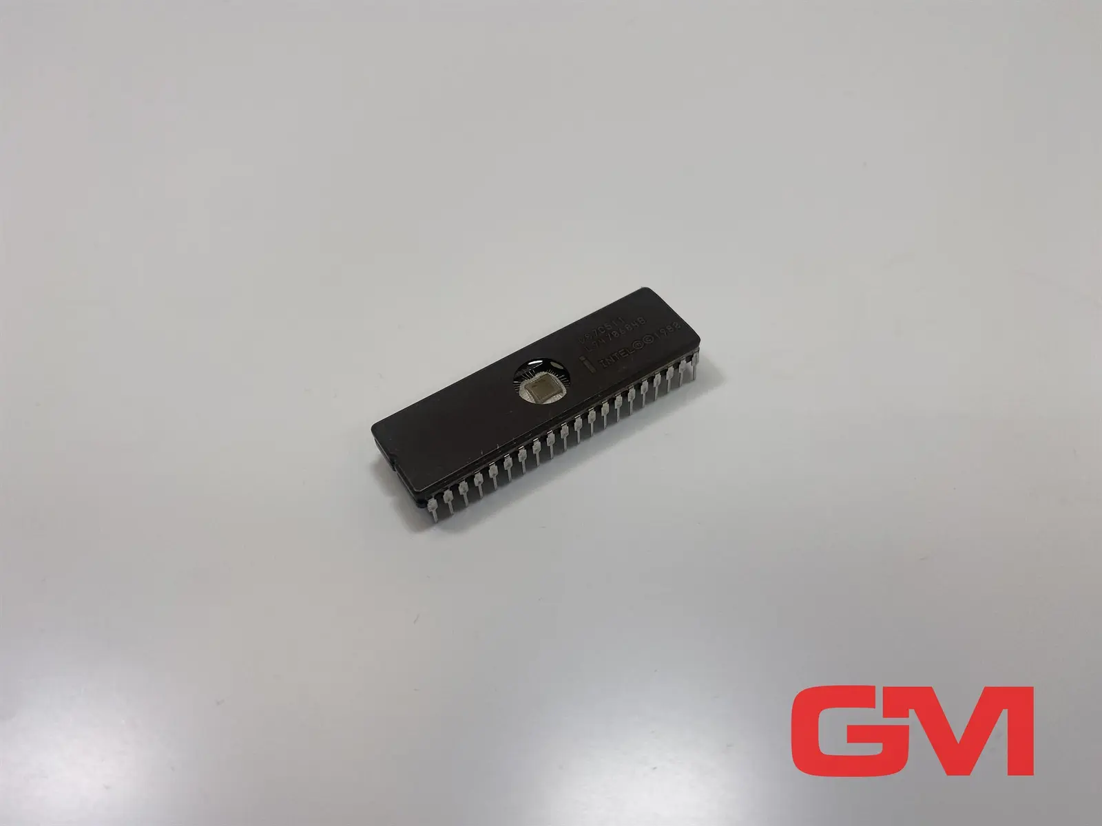 Produktfoto 1 von Intel Microcontroller D87C511 single-chip CHMOS 8-bit DIP40 4 KB UVPROM