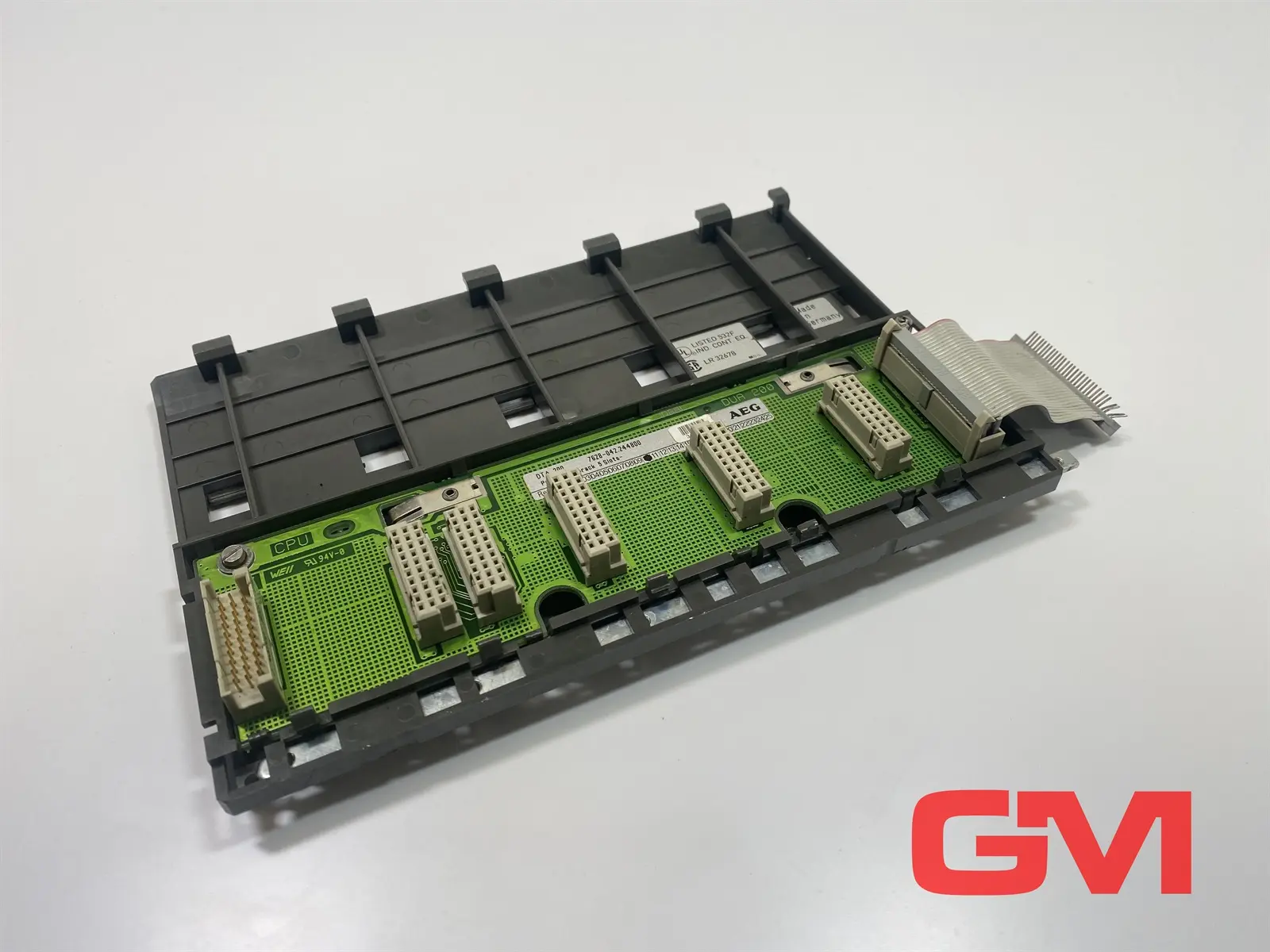 Produktfoto 1 von AEG Rack Modul 5 Schlitz DTA 200 subrack 5 slots 7628-042.244 800 beschädigt