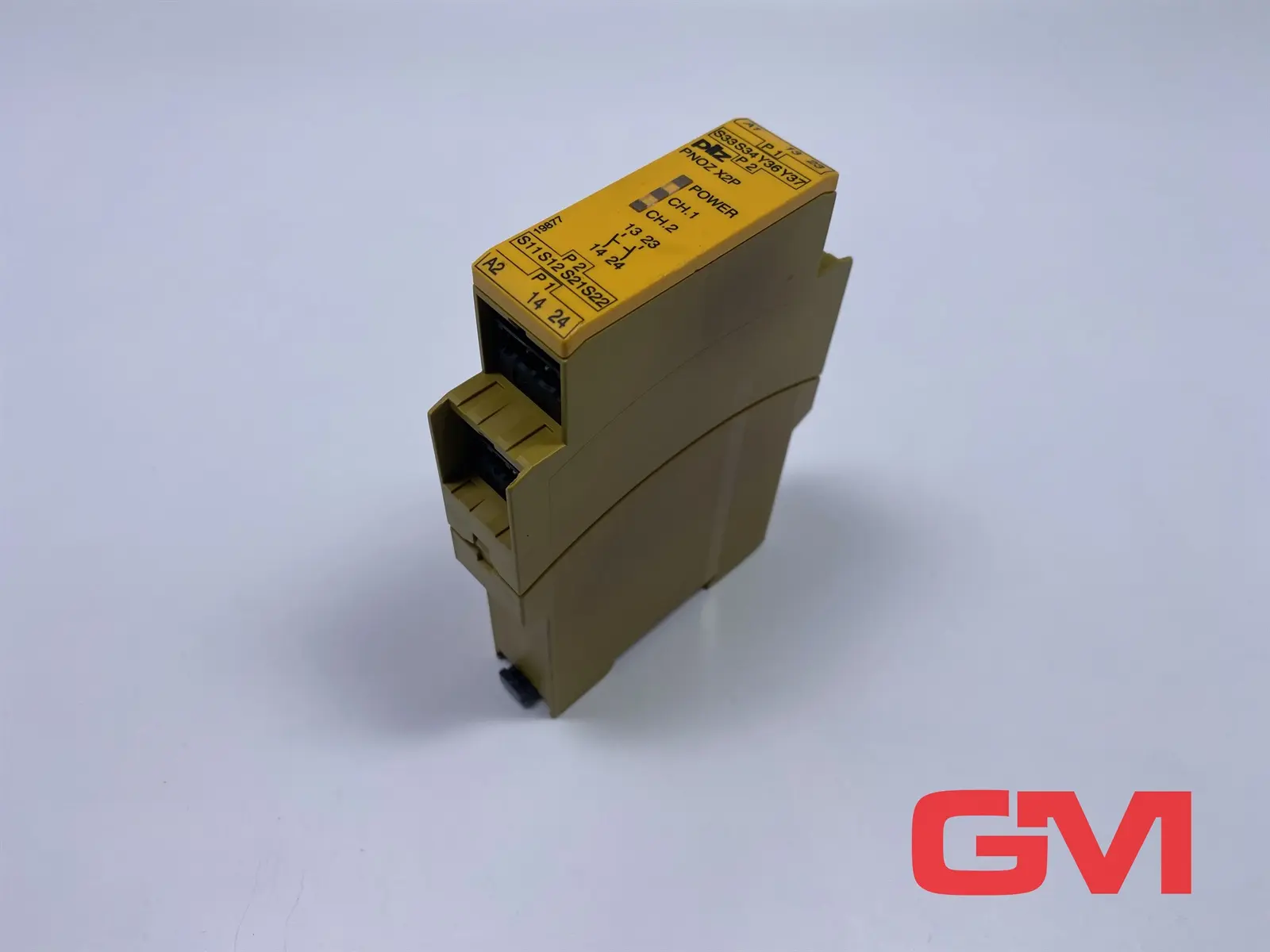 Produktfoto 1 von Pilz Sicherheitsschaltgerät 777303 Safety Relay PNOZ X2P 24VAC/DC beschädigt