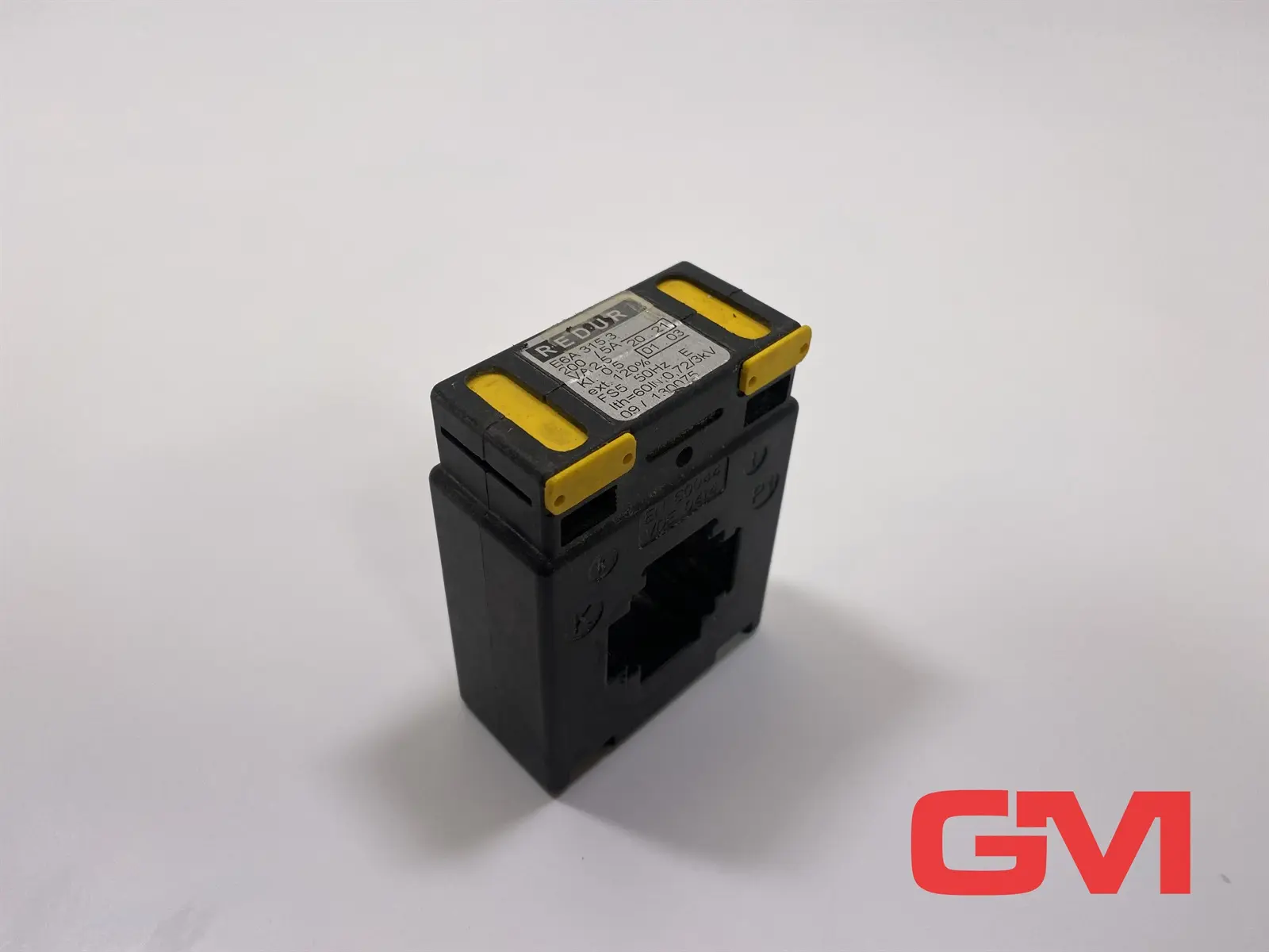 Produktfoto 1 von Redur Stromwandler E6A 315.3 current transformer 200/5A VA2,5 Kl.0,5 Aufsteckbar