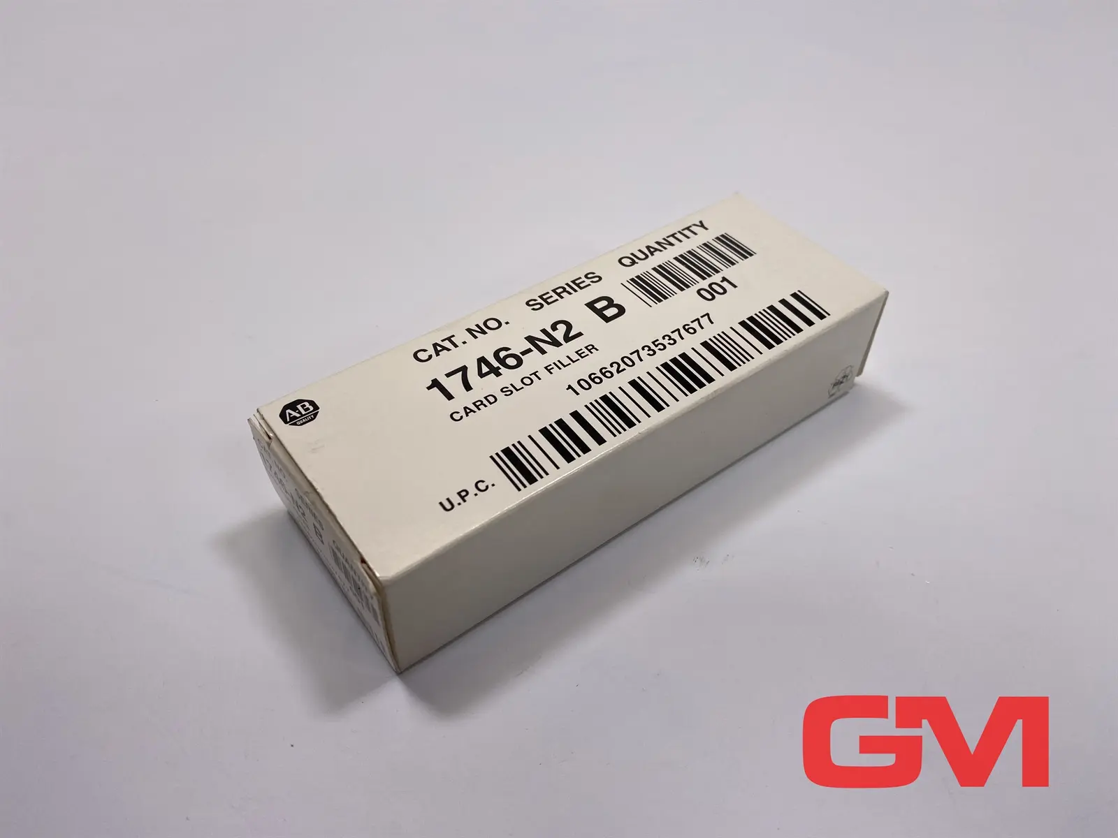 Produktfoto 1 von Allen-Bradley Kartensteckplatzblende 1746-N2 card slot filler Ser. B Platzhalter