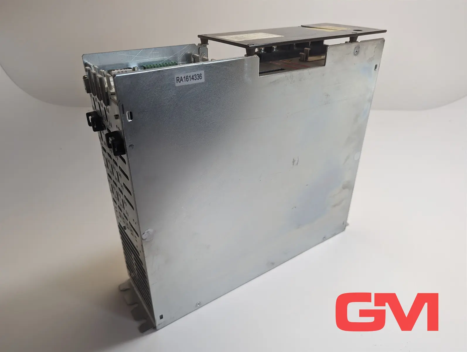 Produktfoto 1 von Indramat Servoregler DDS02.1-W150-D + DAE 1.1 + DSM 2.1 Deckel beschädigt