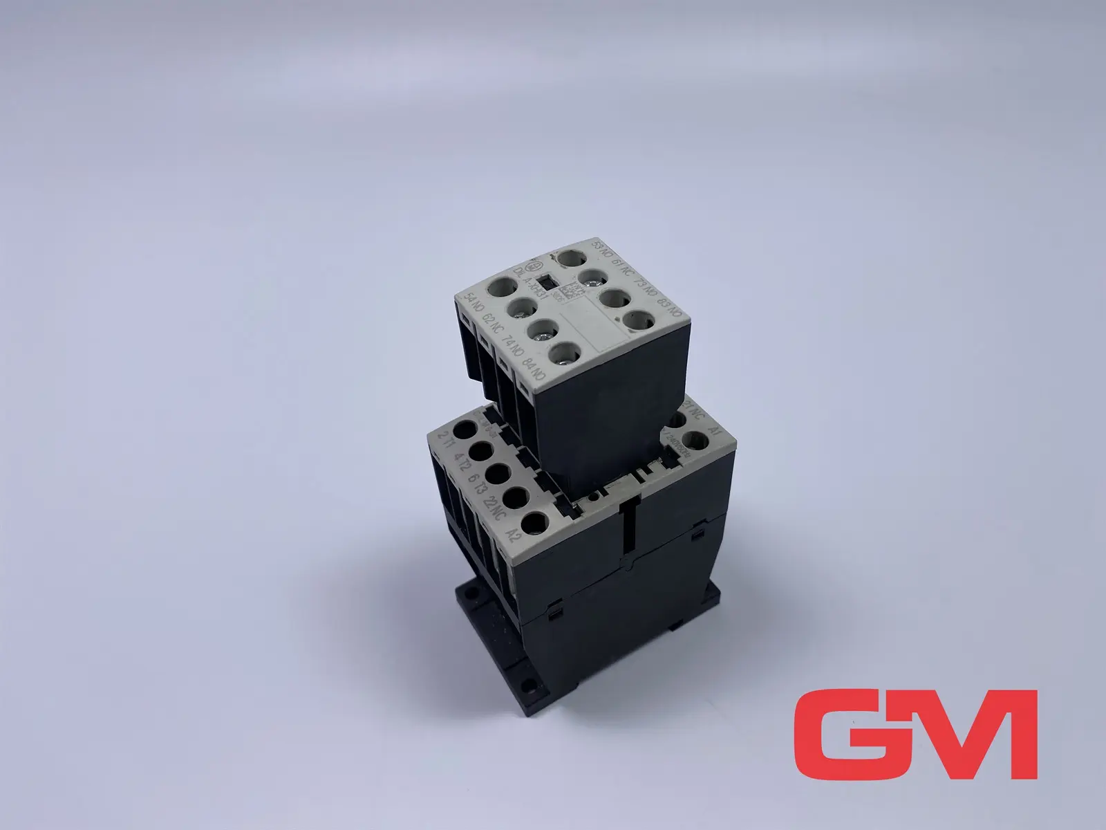 Moeller Schütz DILM(C)9 DILM9-01 contactor + Hilfsschalterbaustein DILA-XHI31