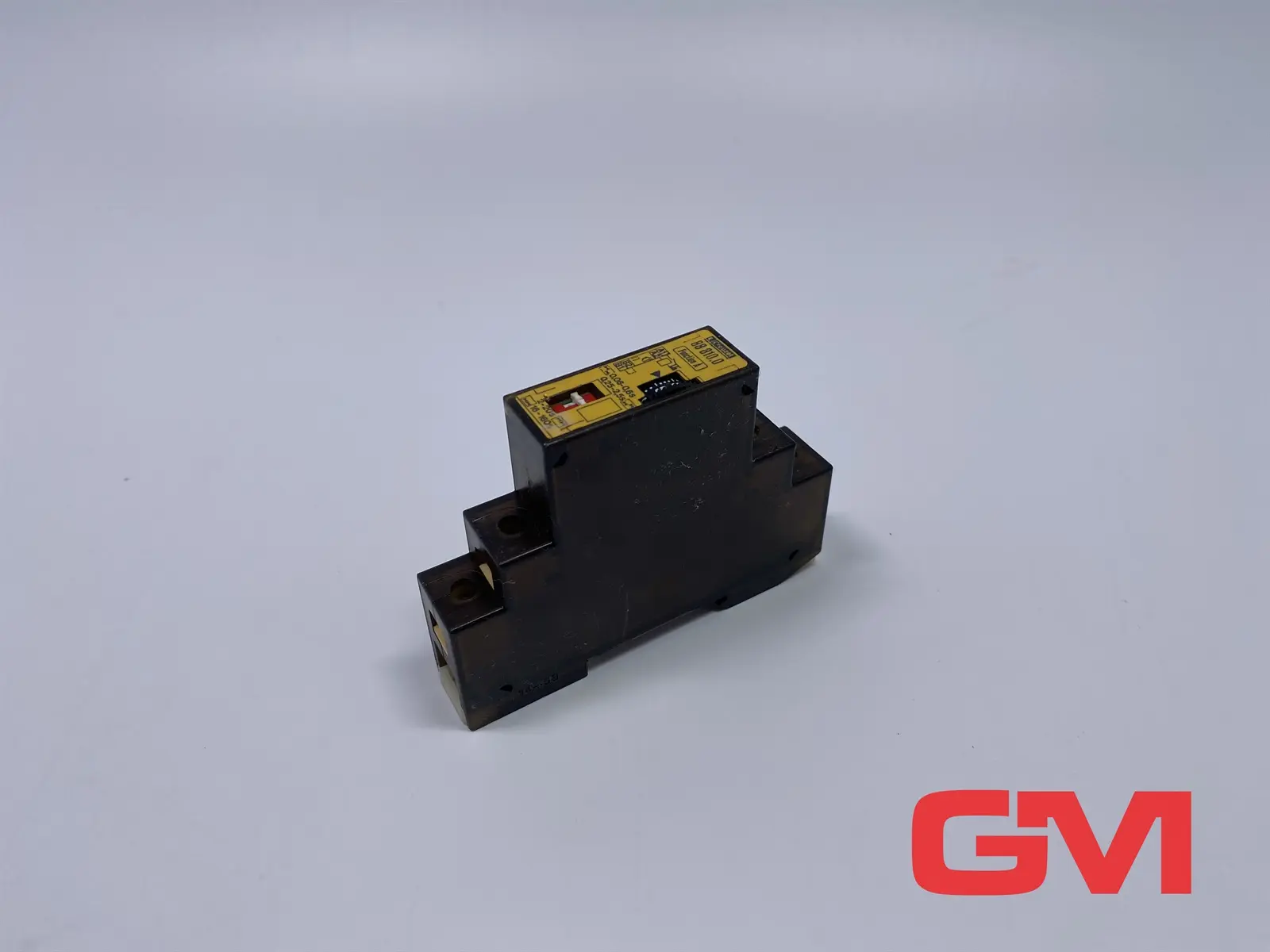 Produktfoto 1 von Crouzet Zeitrelais 88810.0 timing relay 0,7A 10-60V DC 40-264V AC 2-20s 16-160s