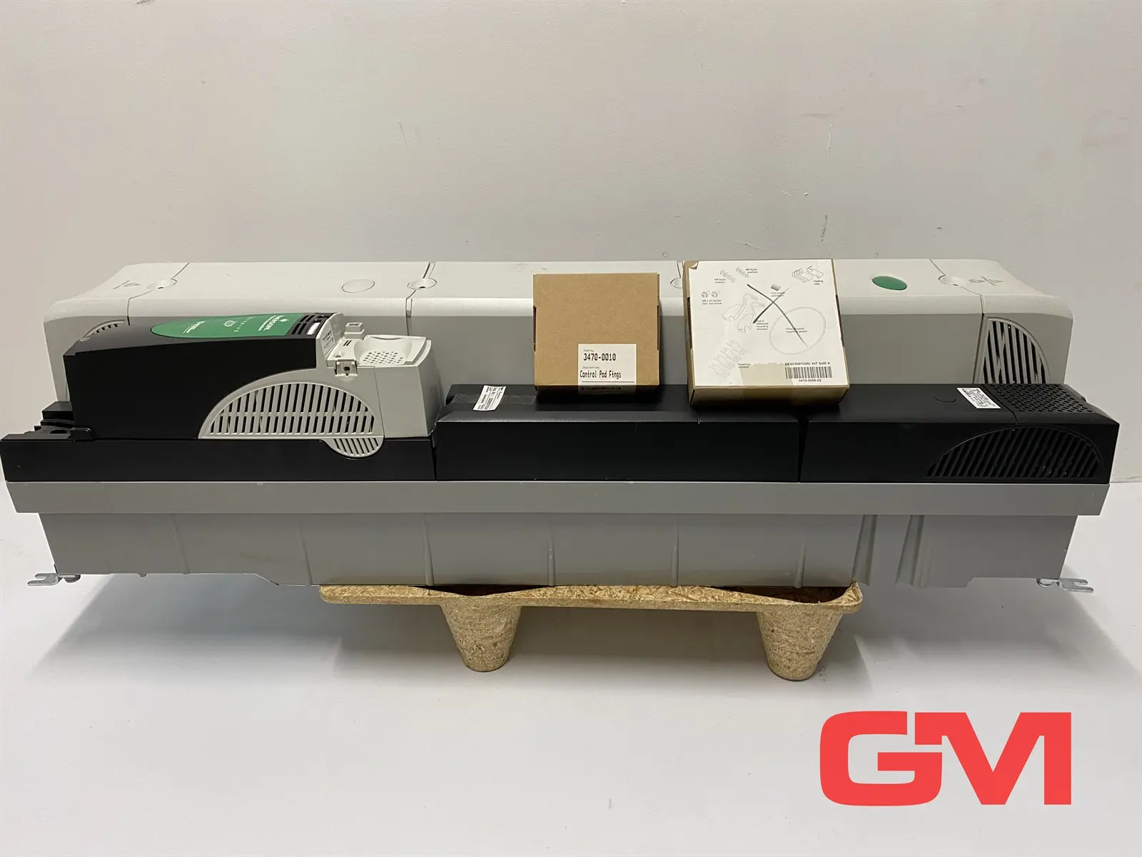 Produktfoto 1 von Emerson AC-Antrieb SP6401 Control Techniques 90/110kW STDT47 refurbished