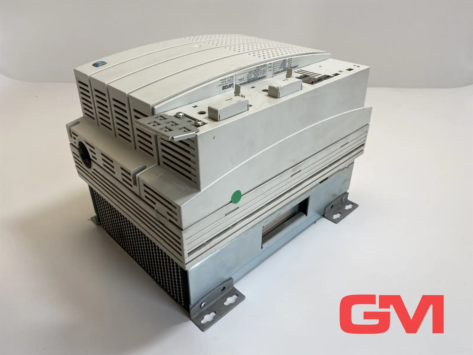 Produktfoto 1 von Lenze Frequenzumrichter E82EV153_4B101 inverter 01064115  Vector 8200 00469743