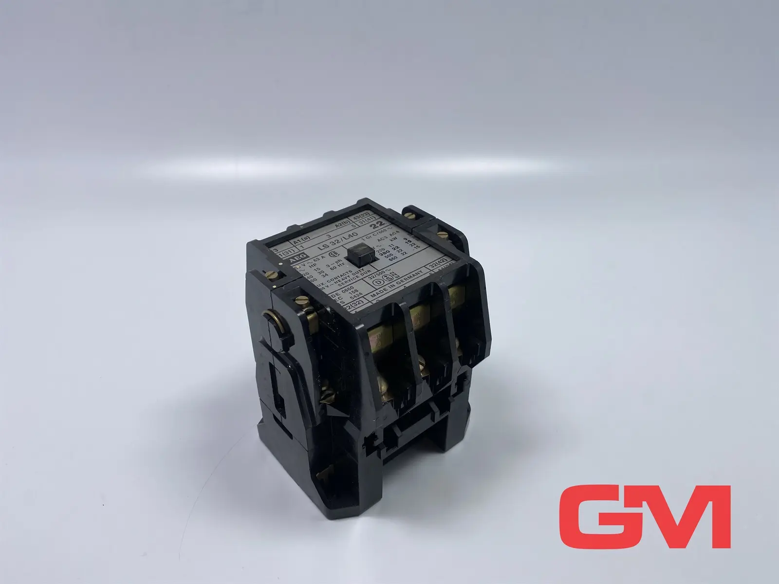 Produktfoto 1 von AEG Leistungsschütz LS 32/L40 22 contactor relay 220V/50Hz 255V/60Hz Schütz
