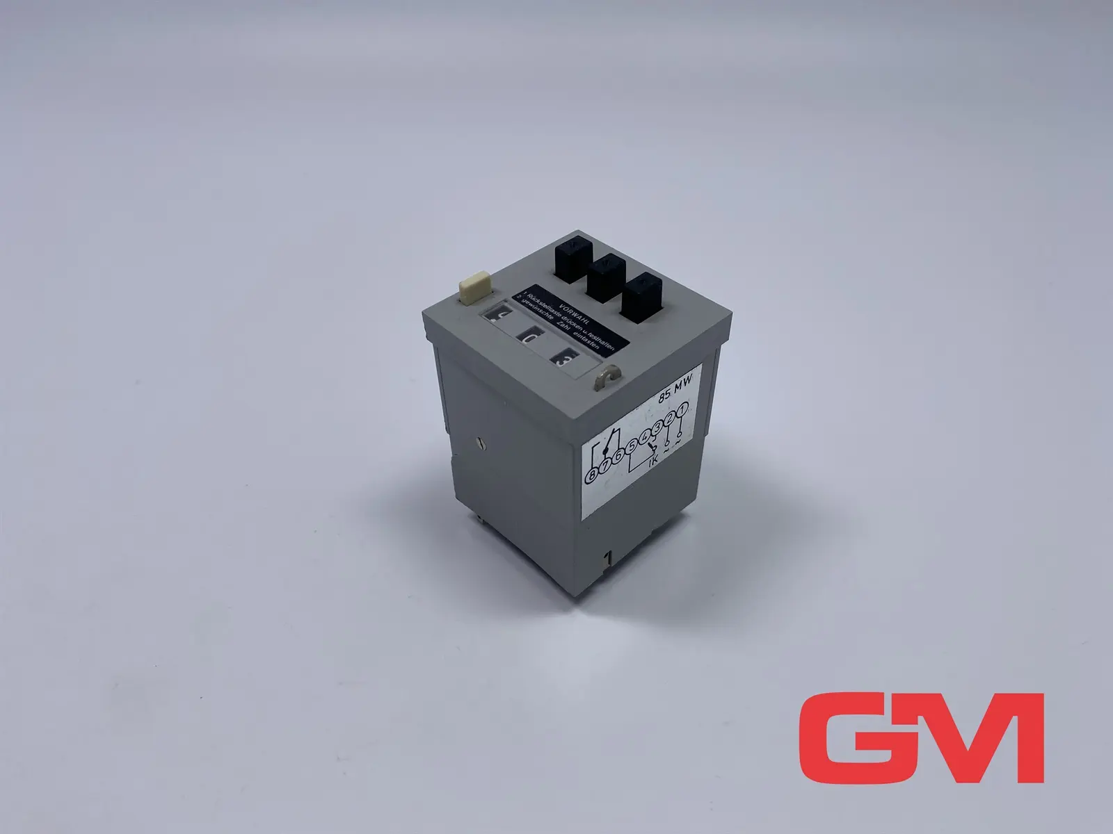 Produktfoto 1 von Kübler Impulszähler F2MW16.03/3 W16 93047539 10 Imp/s 220V leicht beschädigt