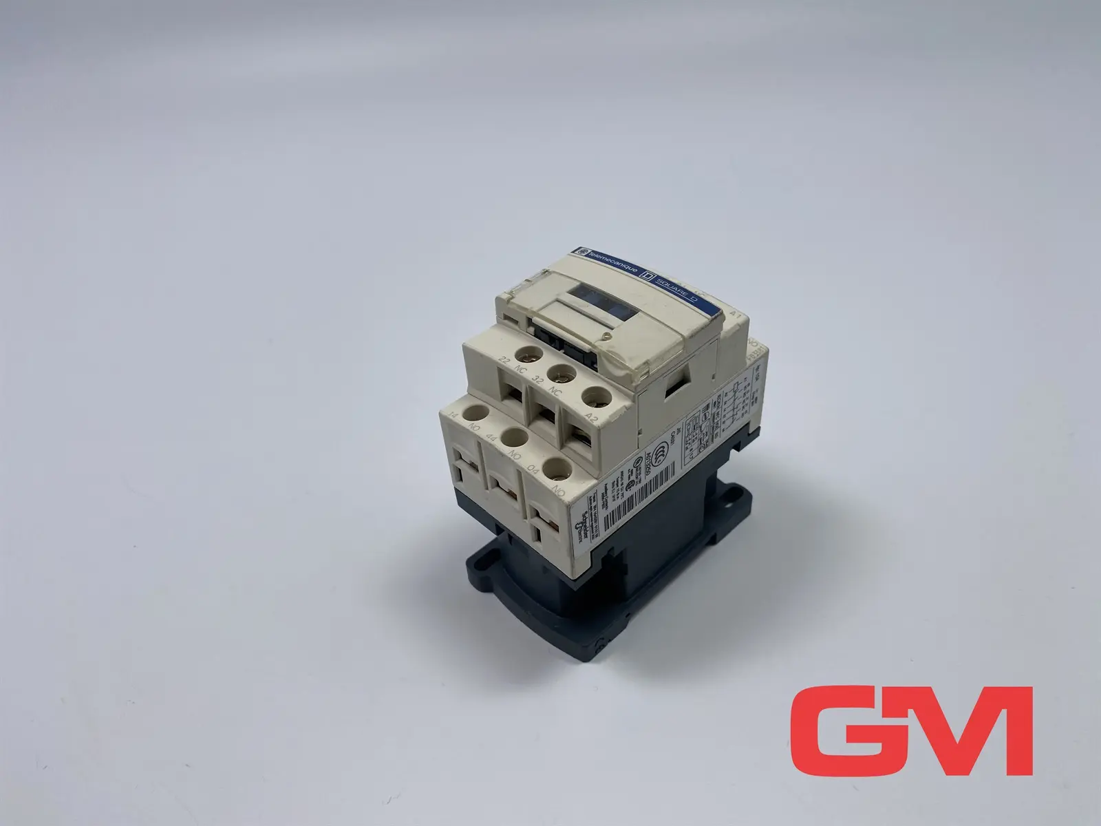 Produktfoto 1 von Telemecanique Hilfsschütz CAD32F7 Auxiliary Contactor CAD32 F7 110V Schütz