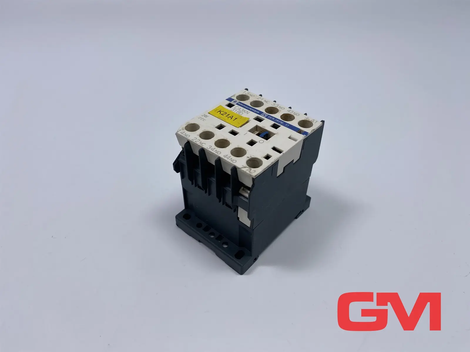 Produktfoto 1 von Telemecanique Hilfsschütz CA3KN31BD auxiliary contactor 24V DC leicht beschädigt