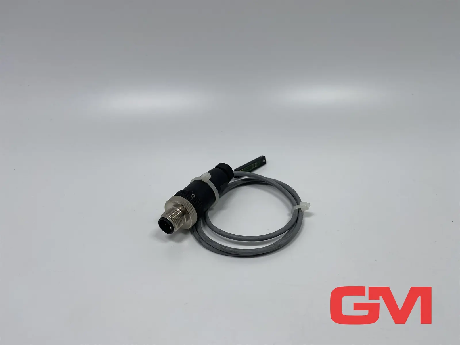 Produktfoto 1 von Festo Näherungsschalter 150855 proximity switch R913 SME-8-K-LED-24 mit Stecker