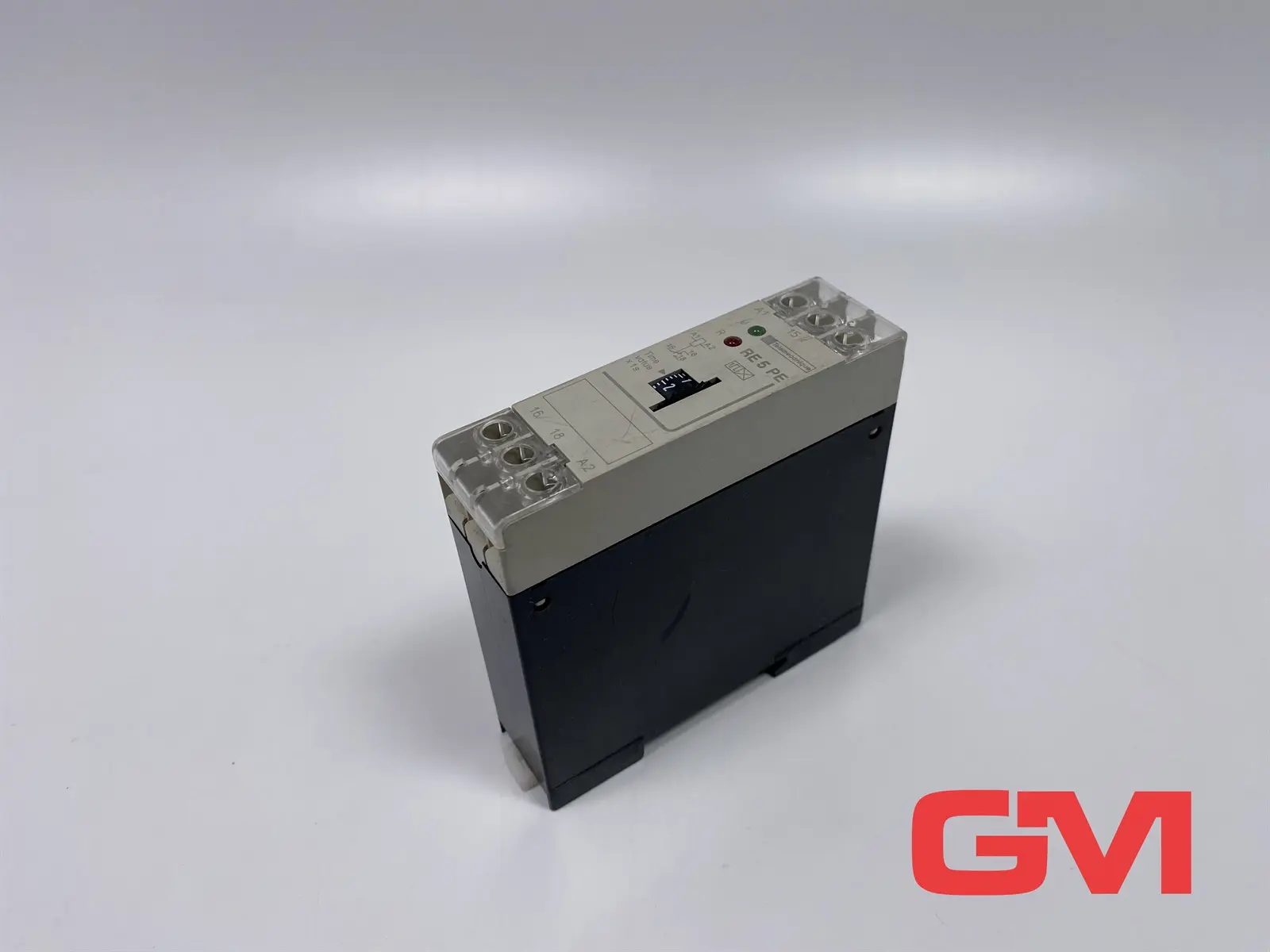 Produktfoto 1 von Telemecanique Zeitrelais RE5 PE110B time relay 0,1s - 10s 240V AC/DC RE5PE110B